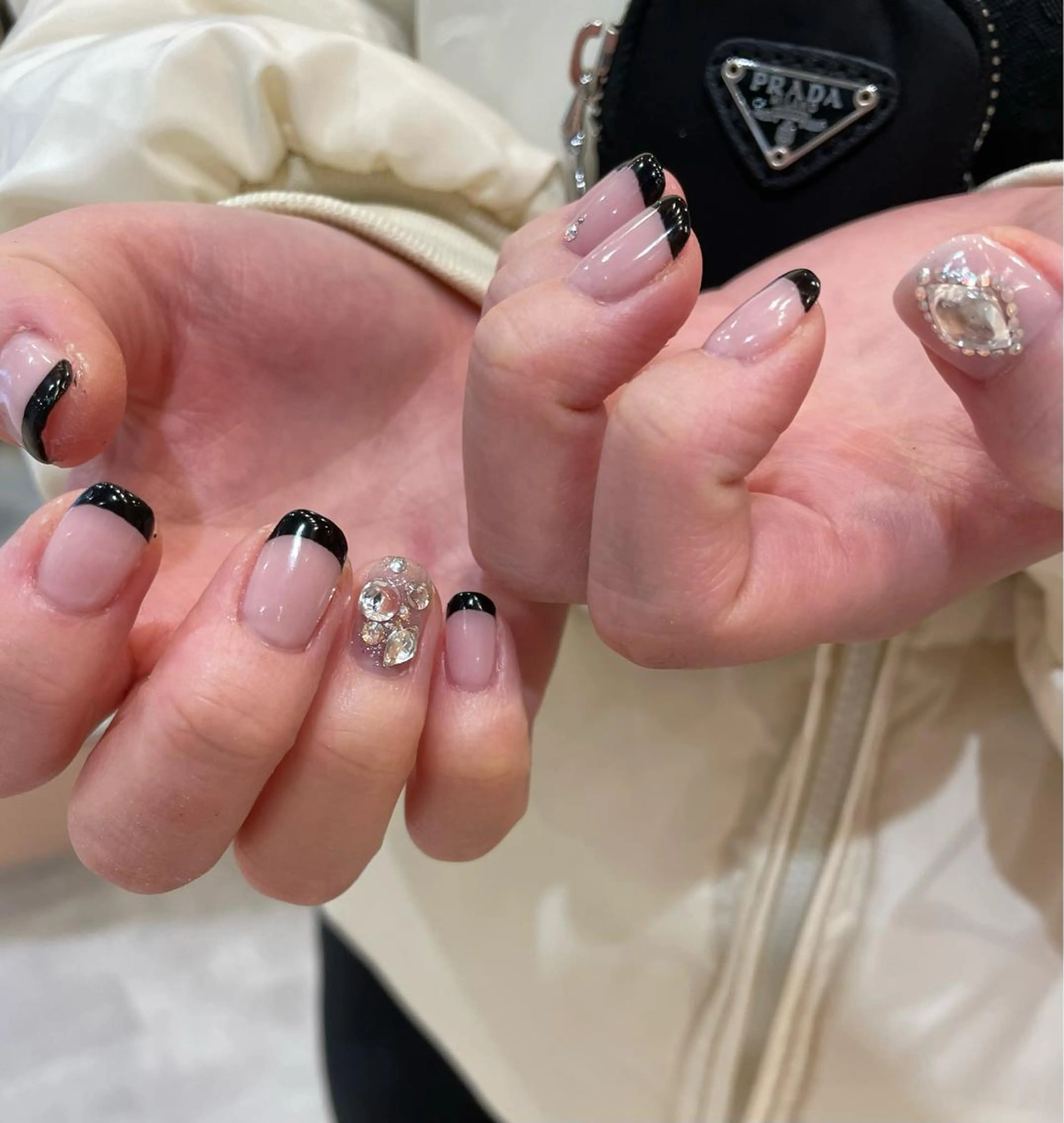 ネイル アートネイル フレンチネイル ジェルネイル ガラスフレンチ グラデーション Me d'eau所属・Me d'eau Rinaのネイルデザイン