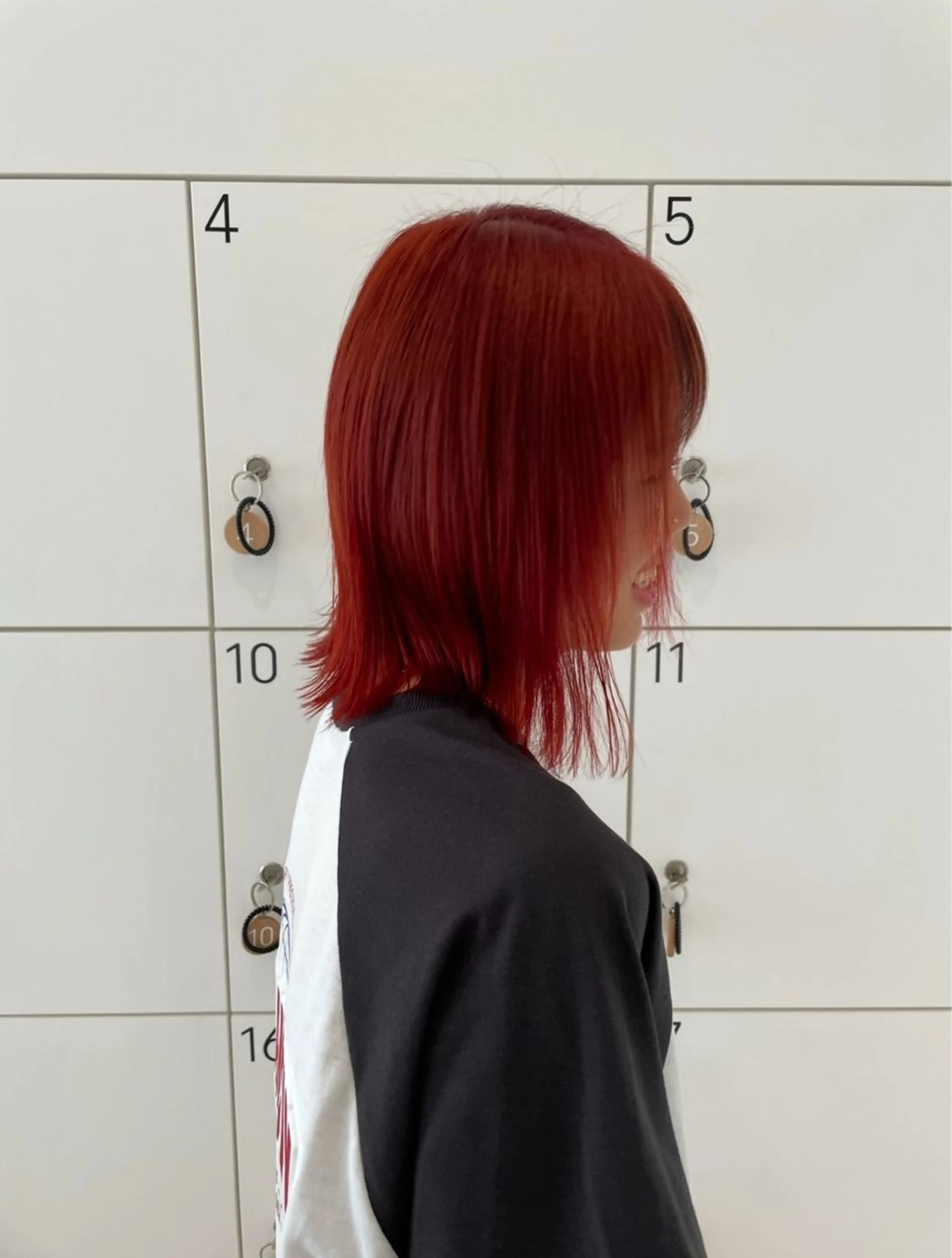 ミディアム カラー 切りっぱなしボブ オレンジ ボブ 久保田 優菜のヘアスタイル