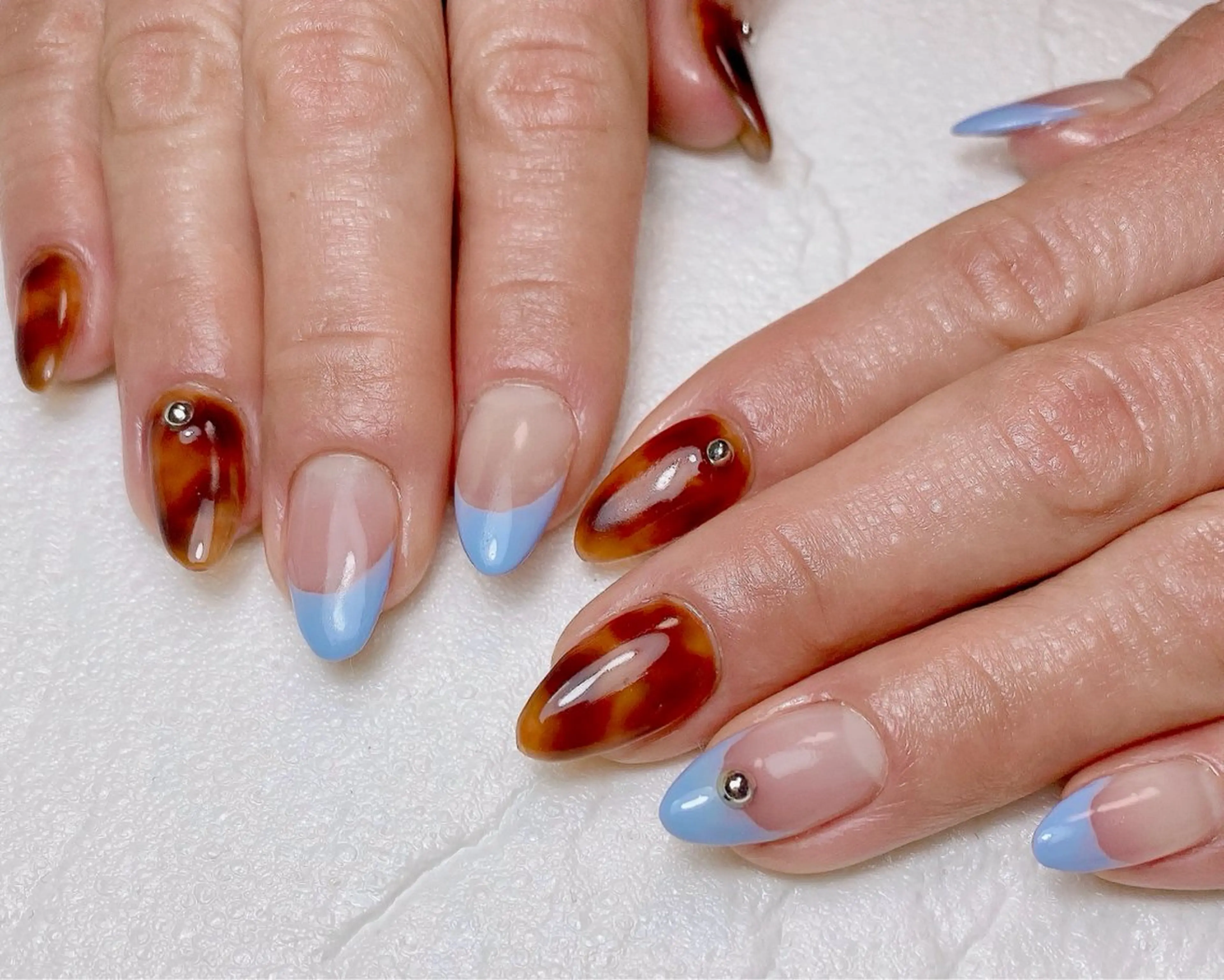 ネイル べっ甲ネイル フレンチネイル 持ち込み Nail Salon K 🧸美爪育成のネイルデザイン