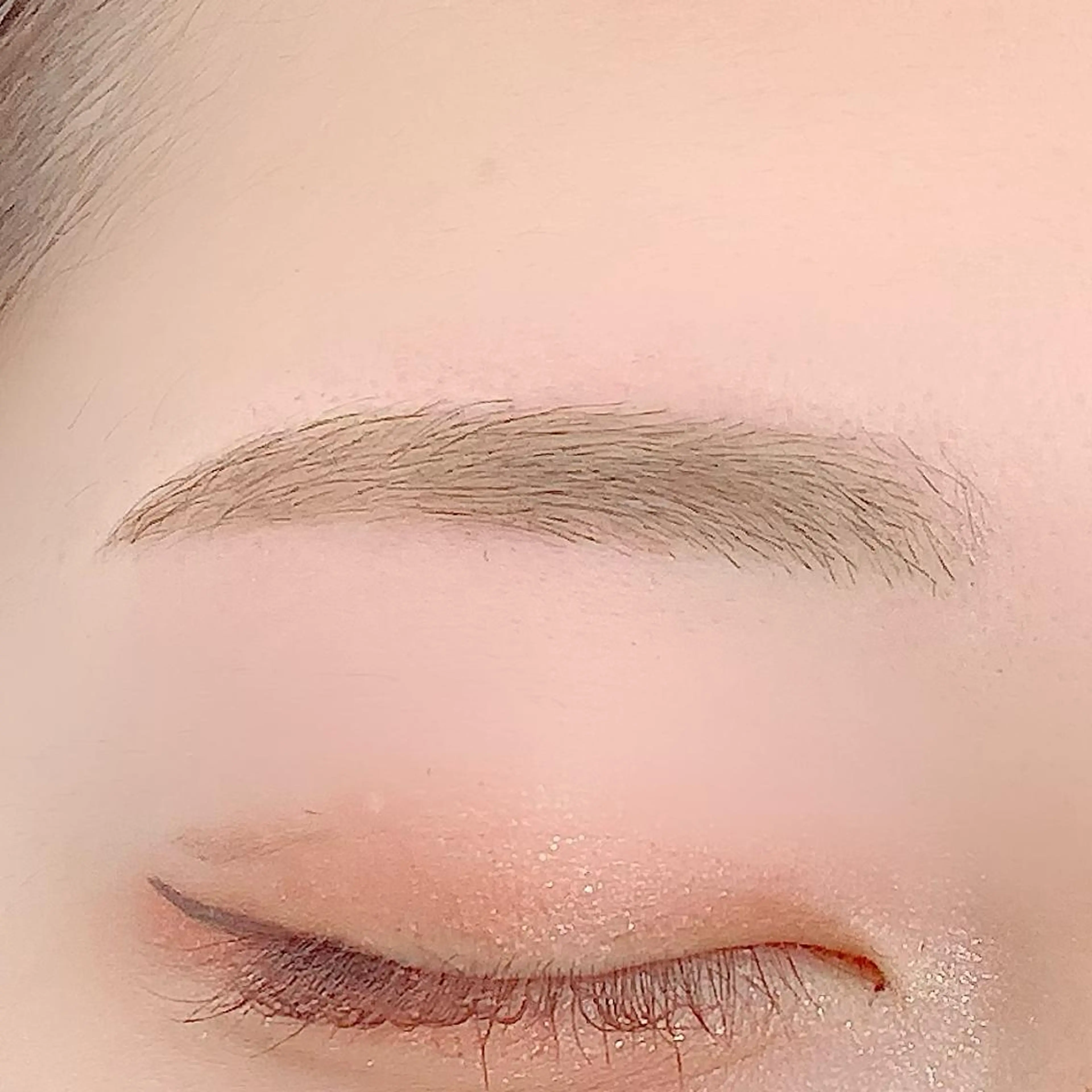 アイブロウ ハリウッドブロウリフト 眉毛ワックス脱毛 BellFlower Aki（眉・まつげ）のマツエク・マツパデザイン