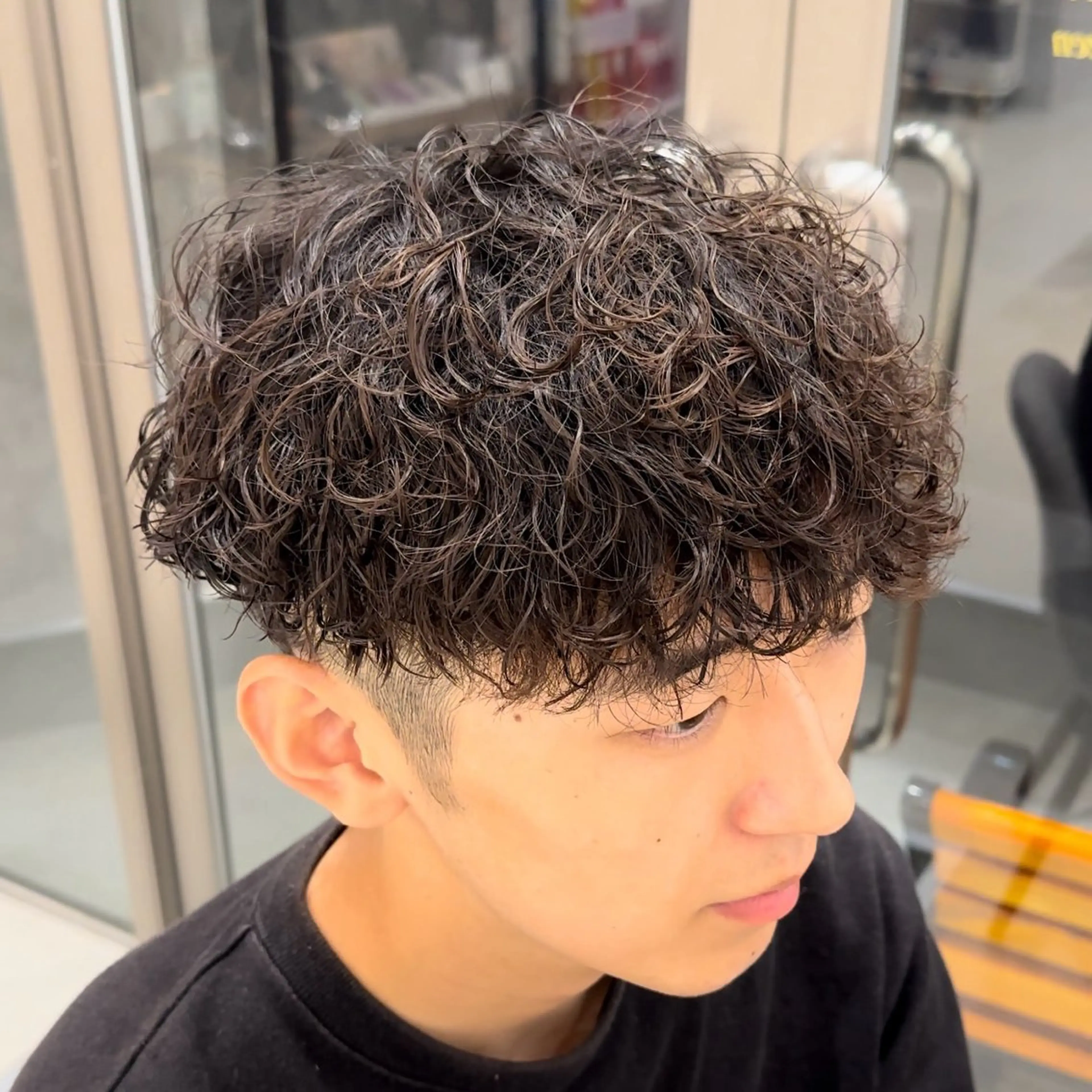 ショート レイヤーカット/ 堺 健人のヘアスタイル