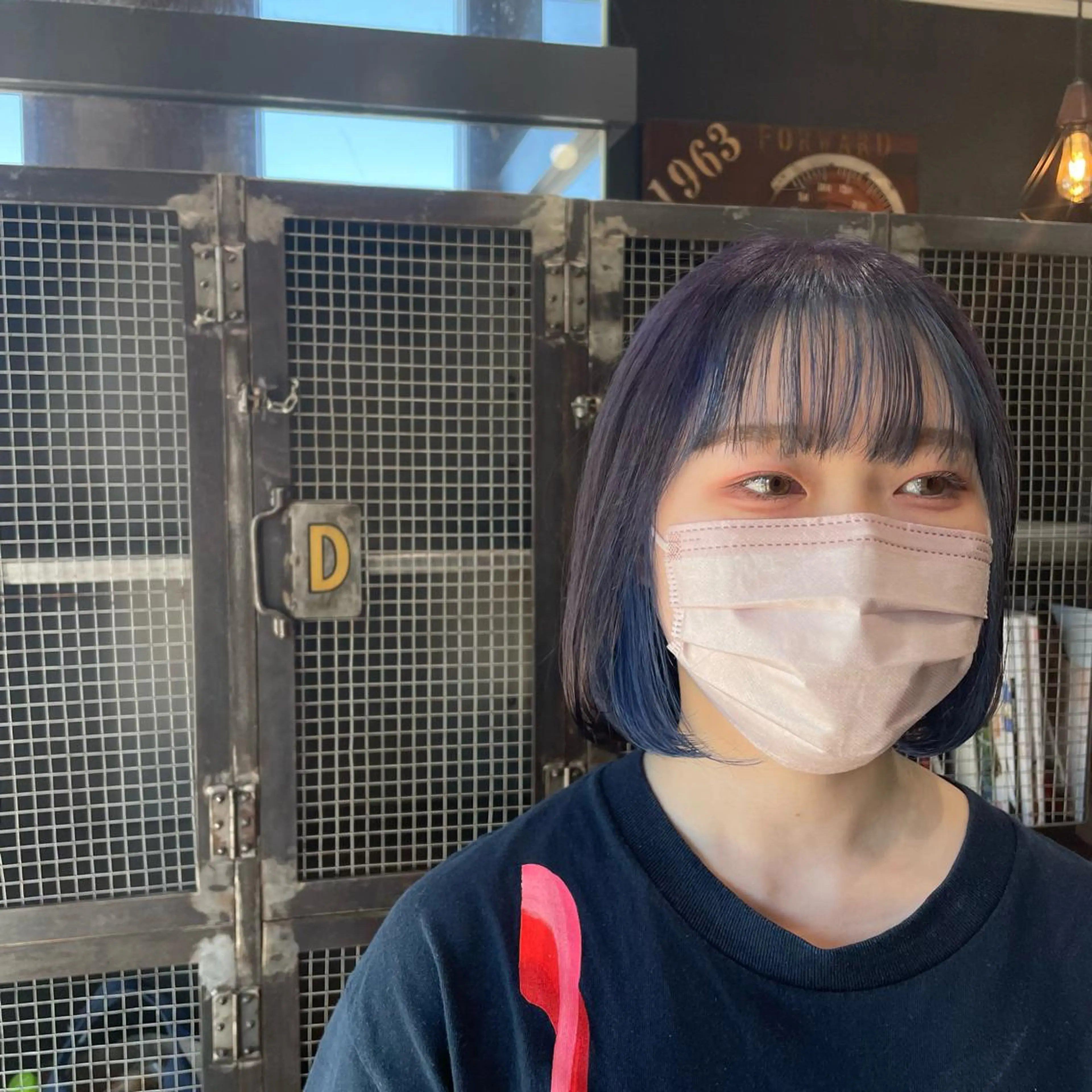 ショート カラー ミストバング ブルーカラー ディープラベンダー  フェイスフレーミング ラベンダーカラー BUBBLES所属・山本 琴乃🦭のヘアスタイル