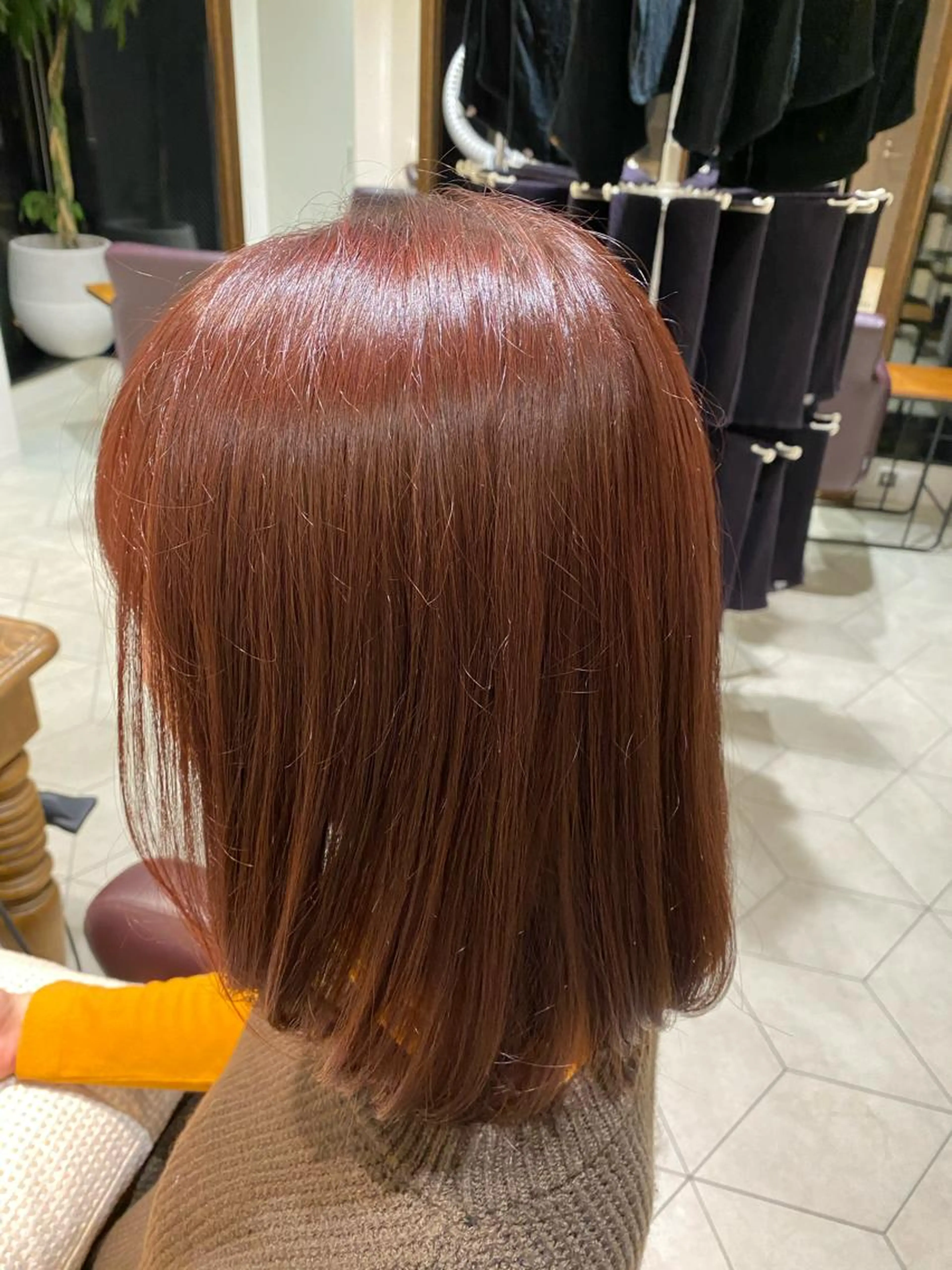 Color + 髪質改善艶トリートメント + 炭酸ヘッドスパ+ 前髪Cut無料の写真