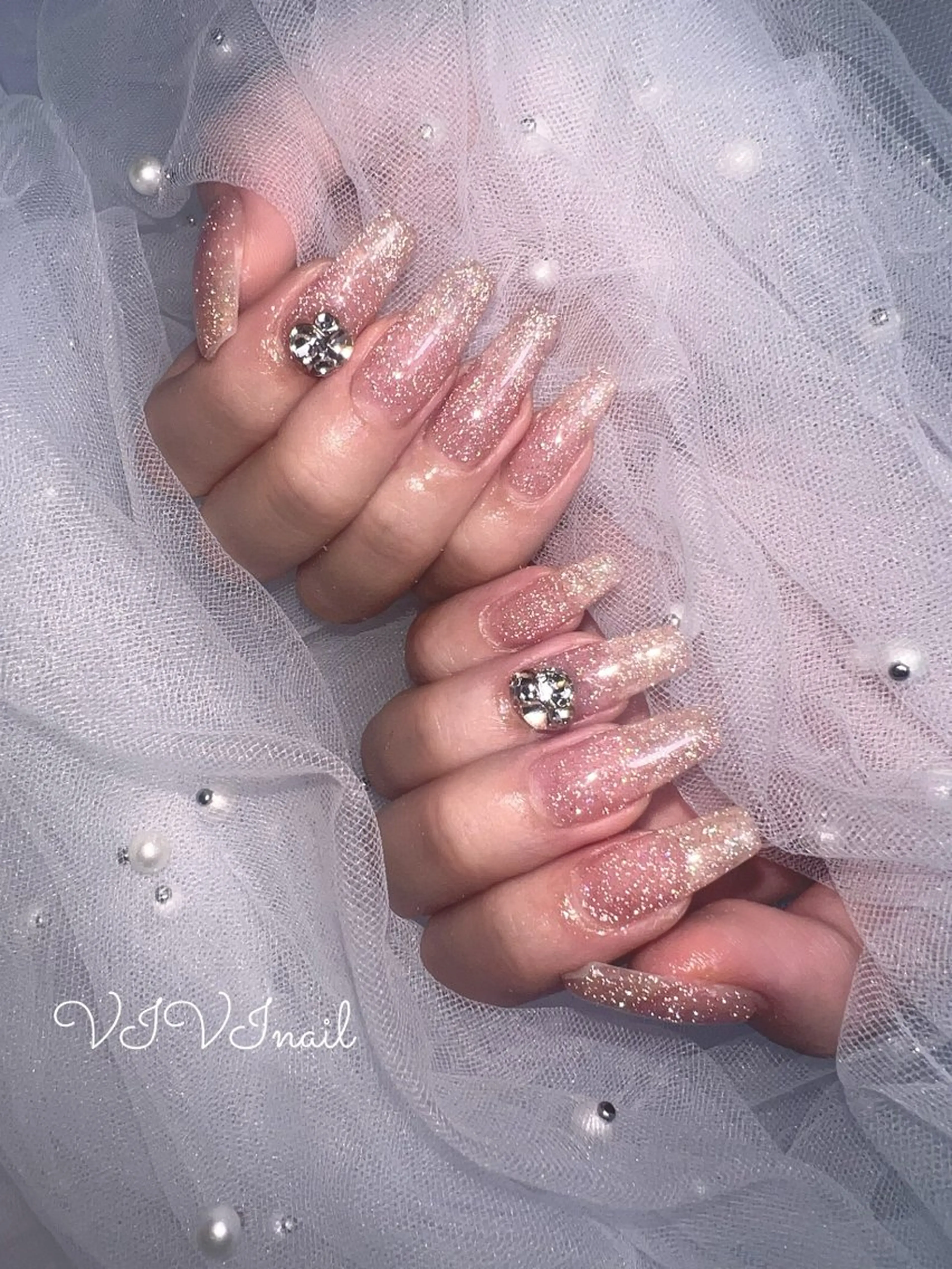 ネイル フラッシュネイル キラキラネイル ハンドネイル vivi nailのネイルデザイン