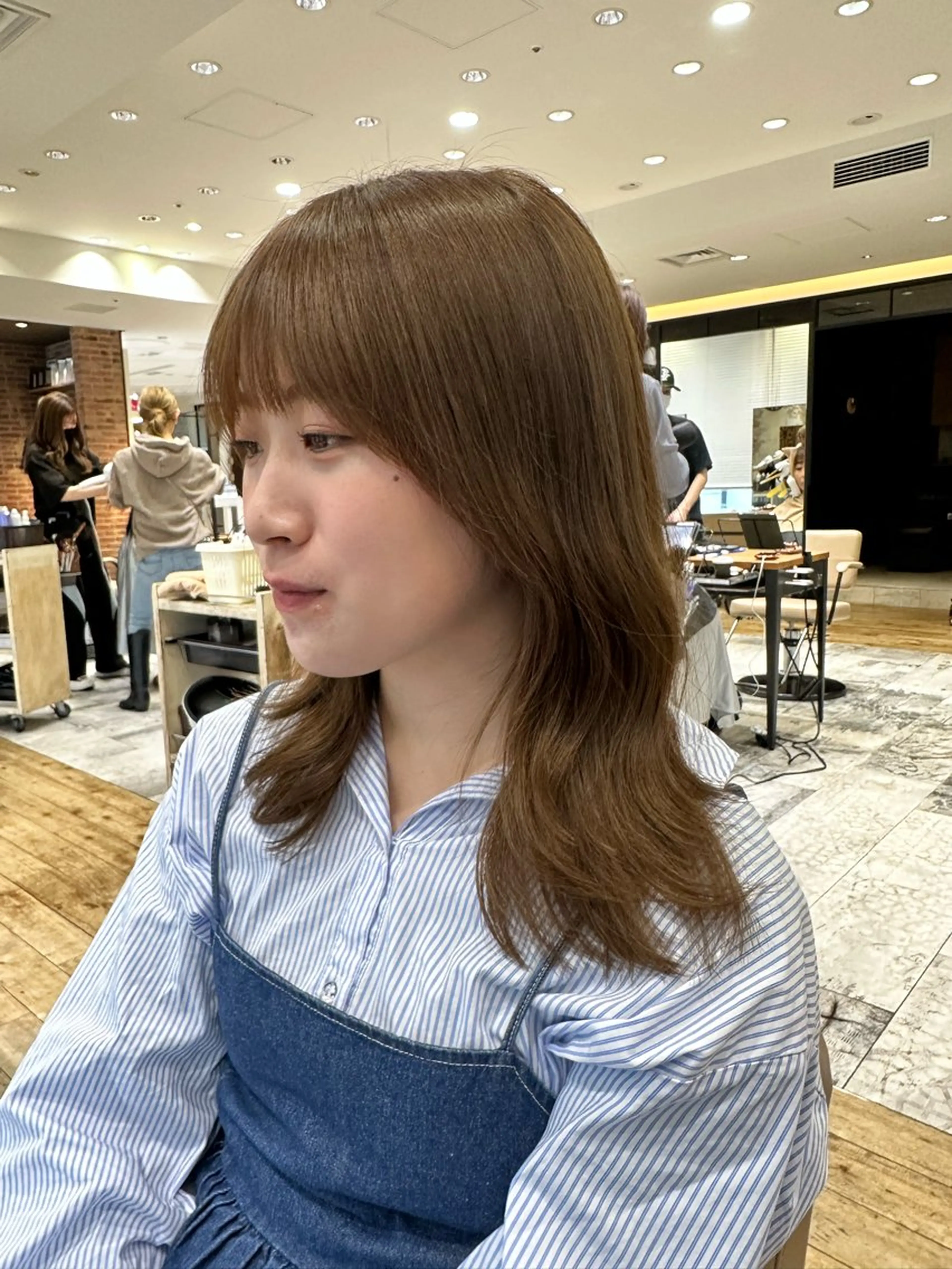 セミロング 必ず似合わせます/ レイヤー/石戸谷海斗のヘアスタイル