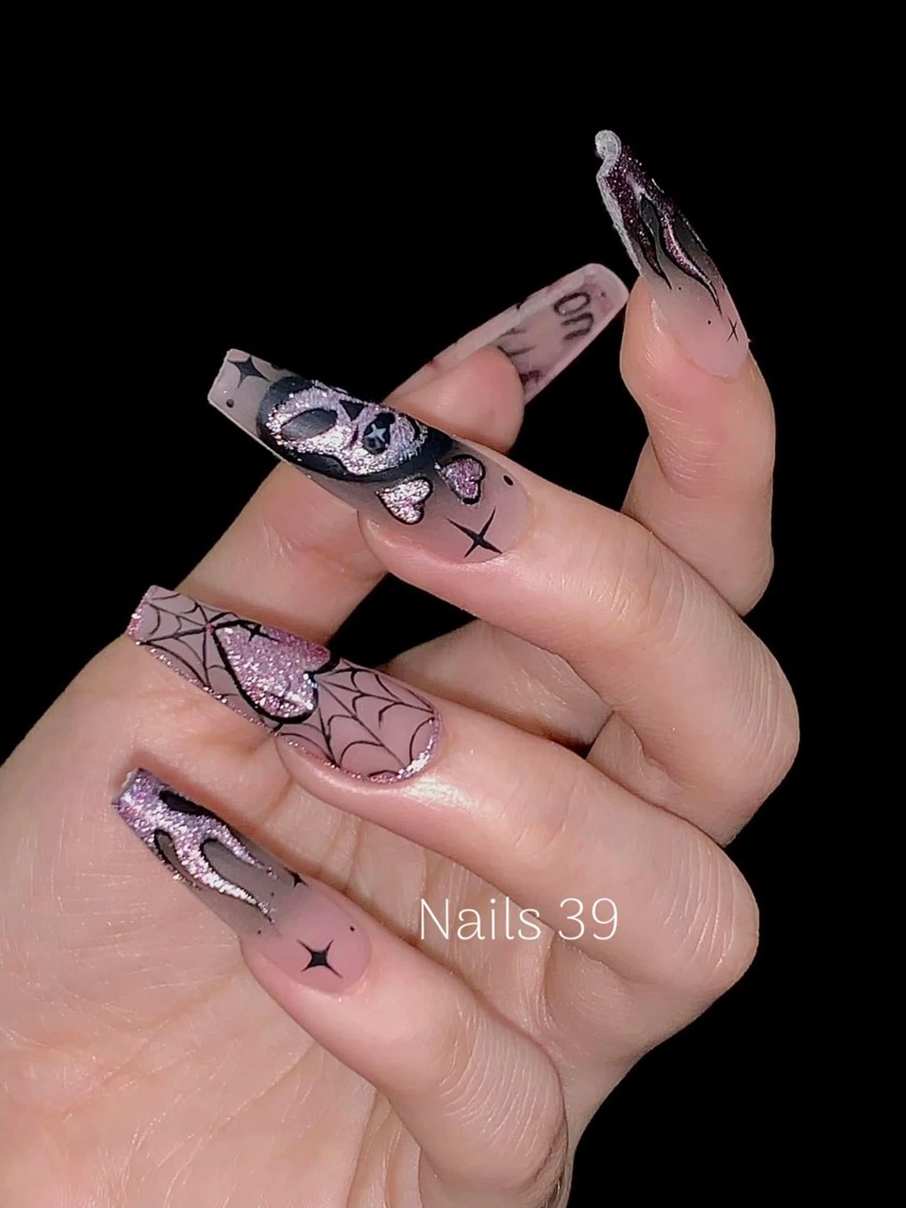 ネイル Nails 39のネイルデザイン