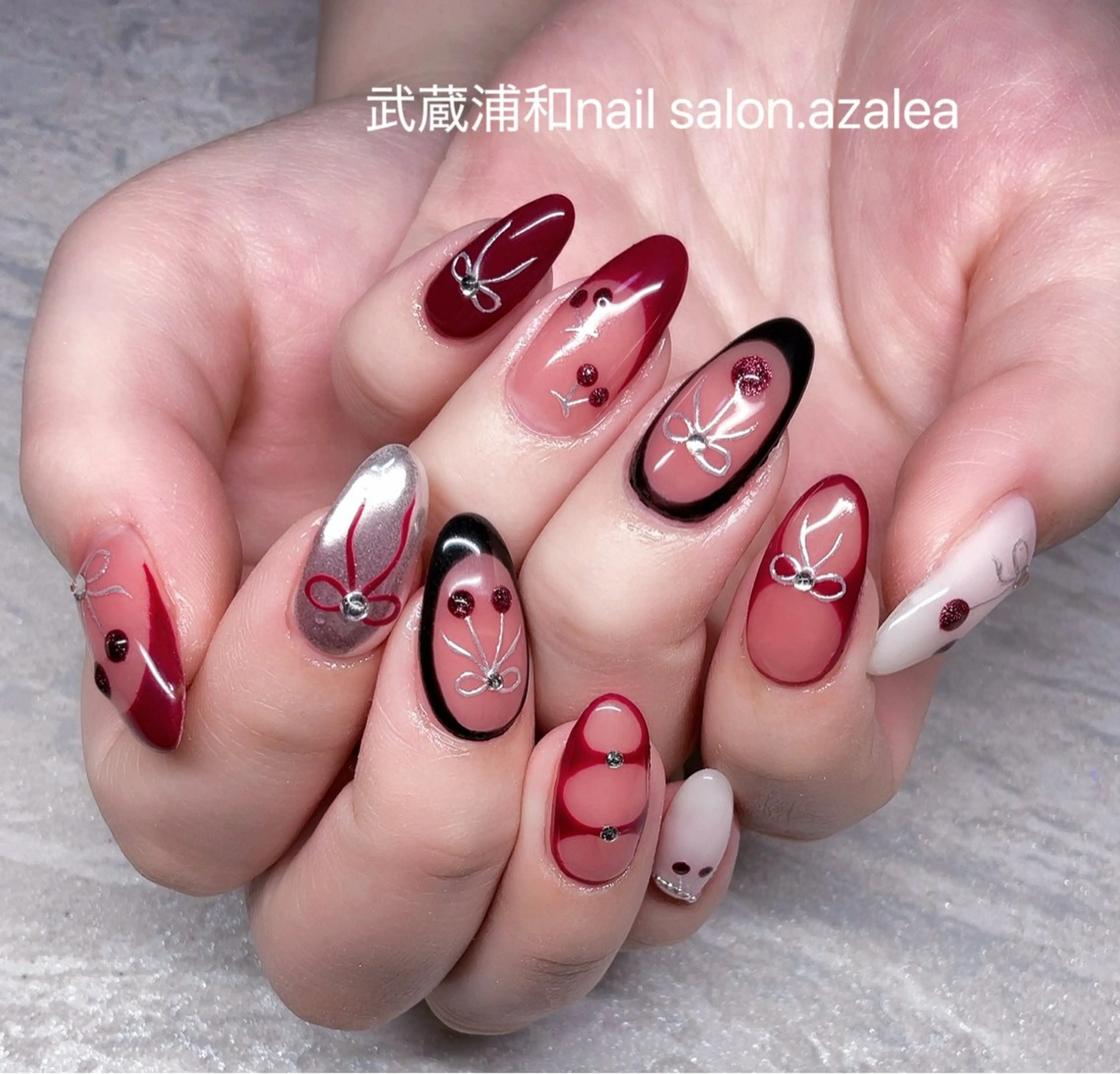 ネイル ハンドネイル R inのネイルデザイン