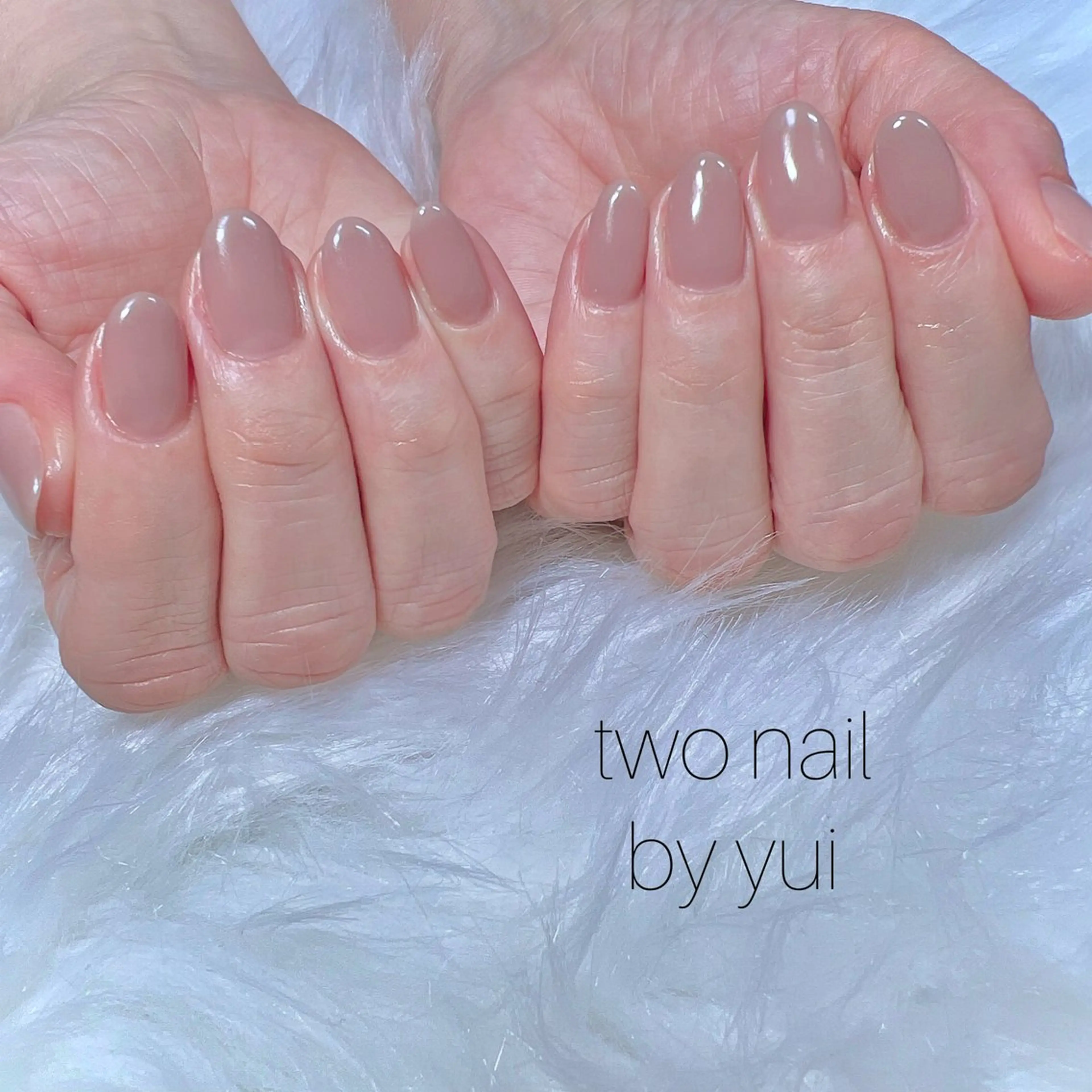ネイル ネイルチップ ホワイト ハンドネイル two nailのネイルデザイン