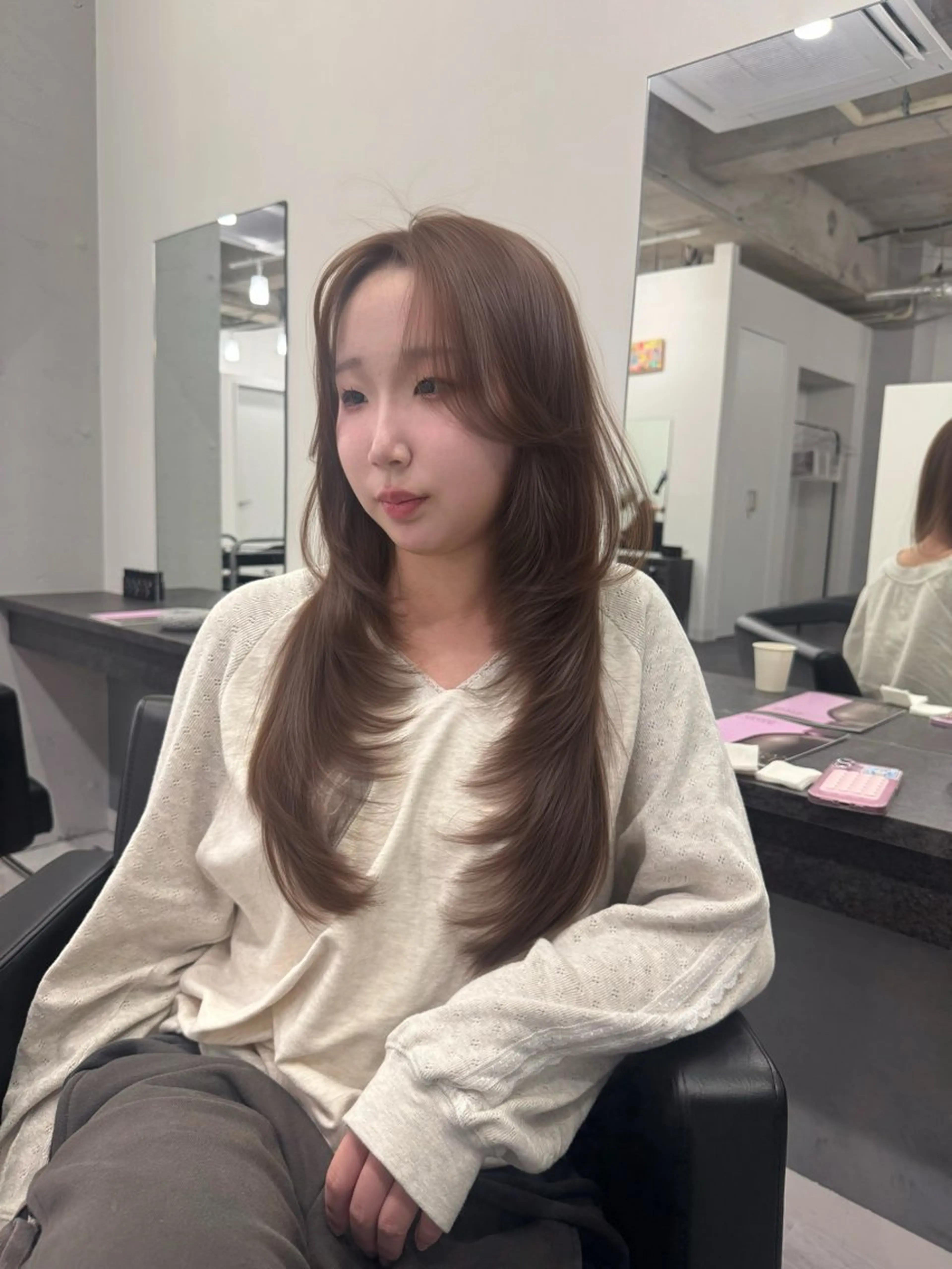 ロング カット ヘアカラー トリートメント レイヤー・ブリーチ kiyotoshiのヘアスタイル