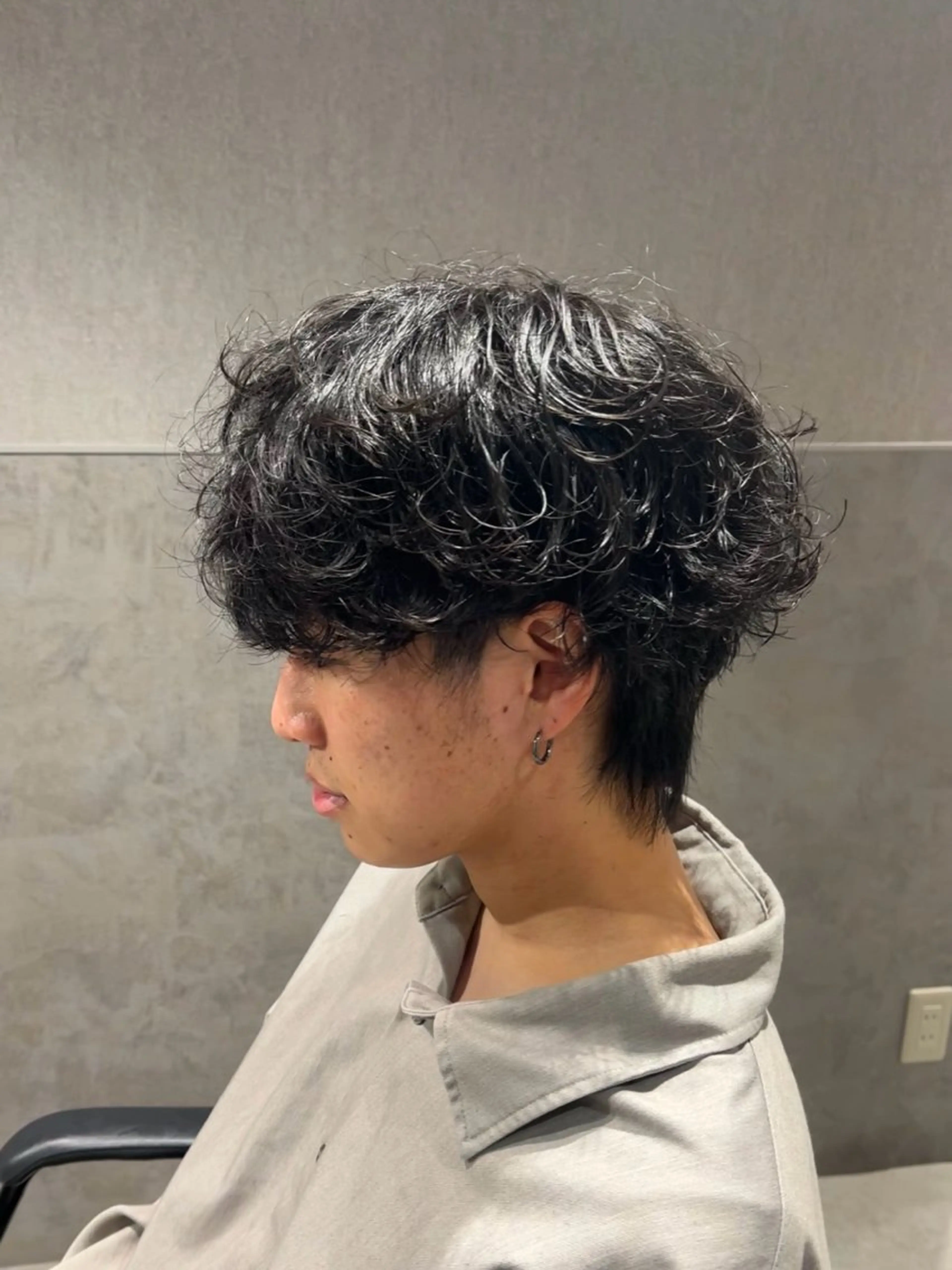 ショート カラー パーマ メンズ カット パーマ 【シャドウパーマ センターパート】義心のヘアスタイル