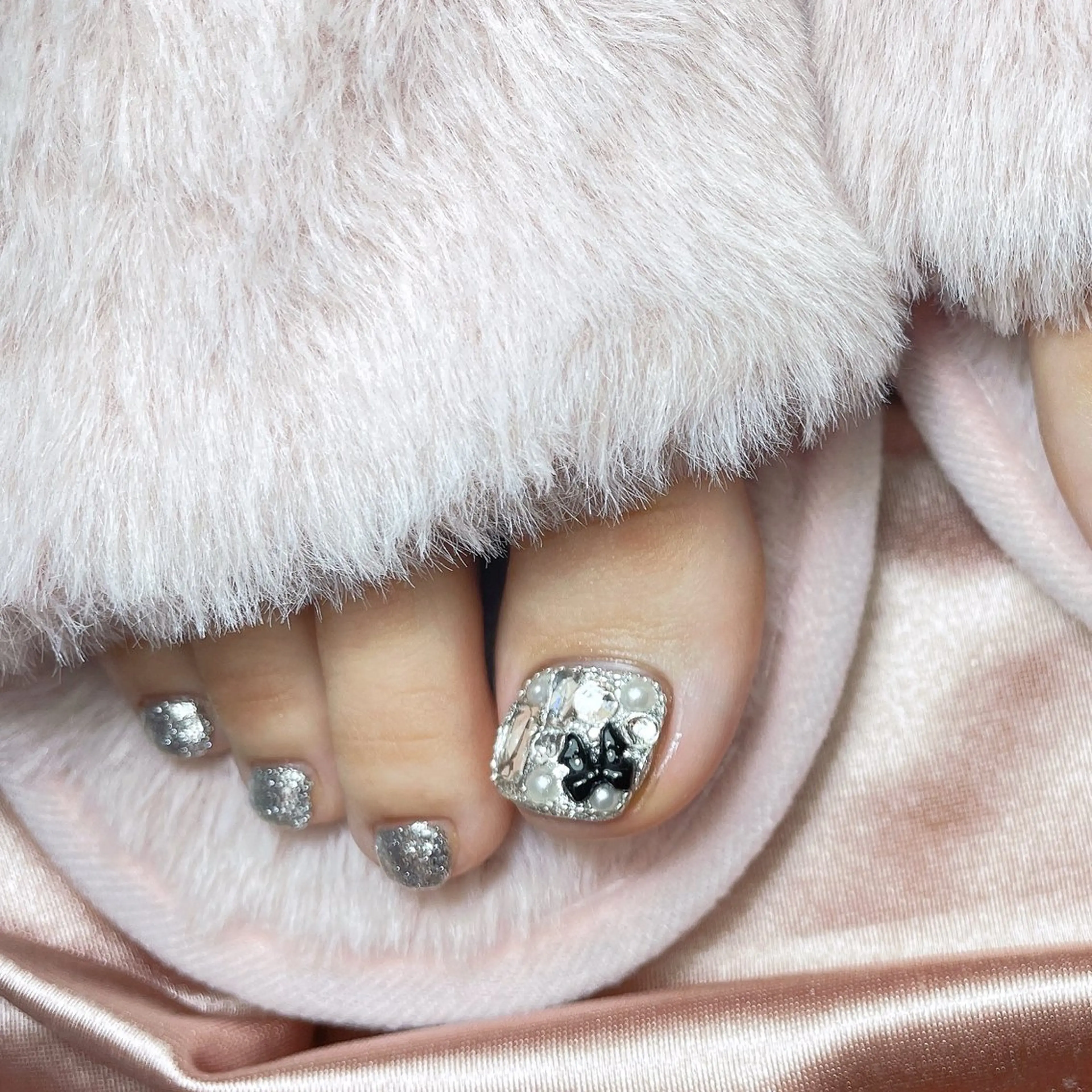 ネイル 23時まで❤︎韓国、 ワンホンネイルのネイルデザイン