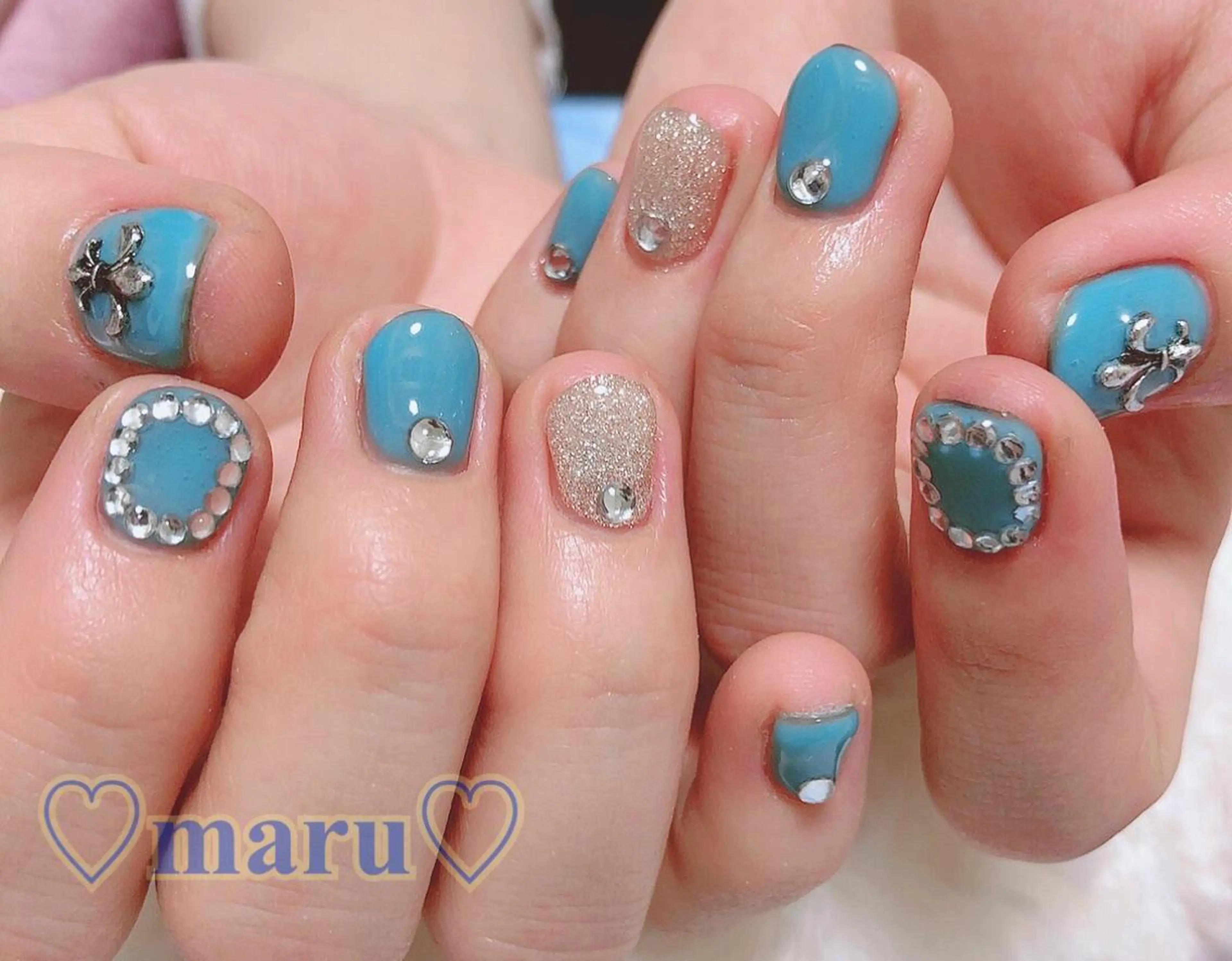 ネイル ハンドネイル フットネイル まるみ ♡のネイルデザイン