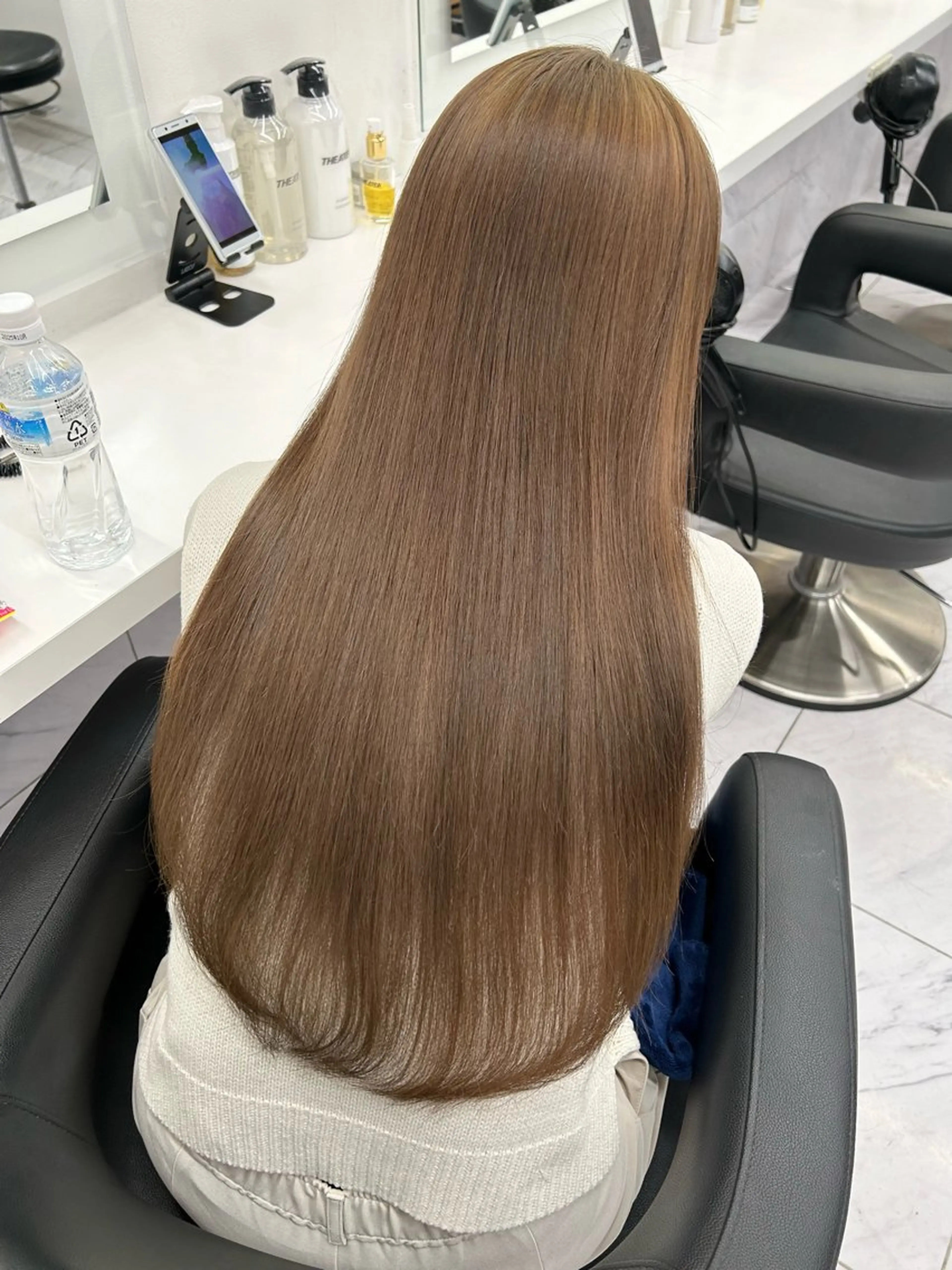 カラー ヘアカラー トリートメント 透明感ベージュ🤎 ナチュラルレイヤーのヘアスタイル