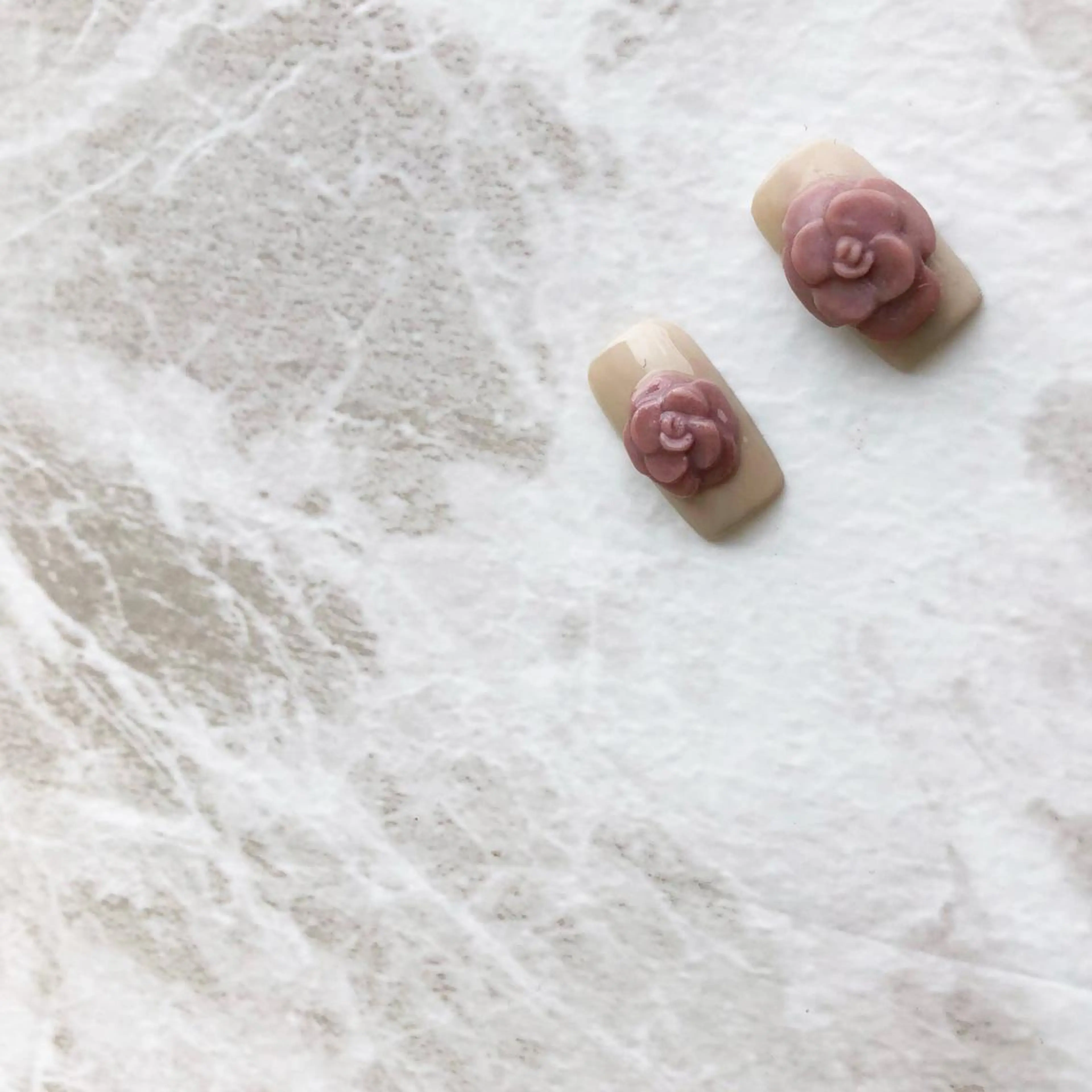 ネイル casita（カシータ）所属・thrush nailsのネイルデザイン