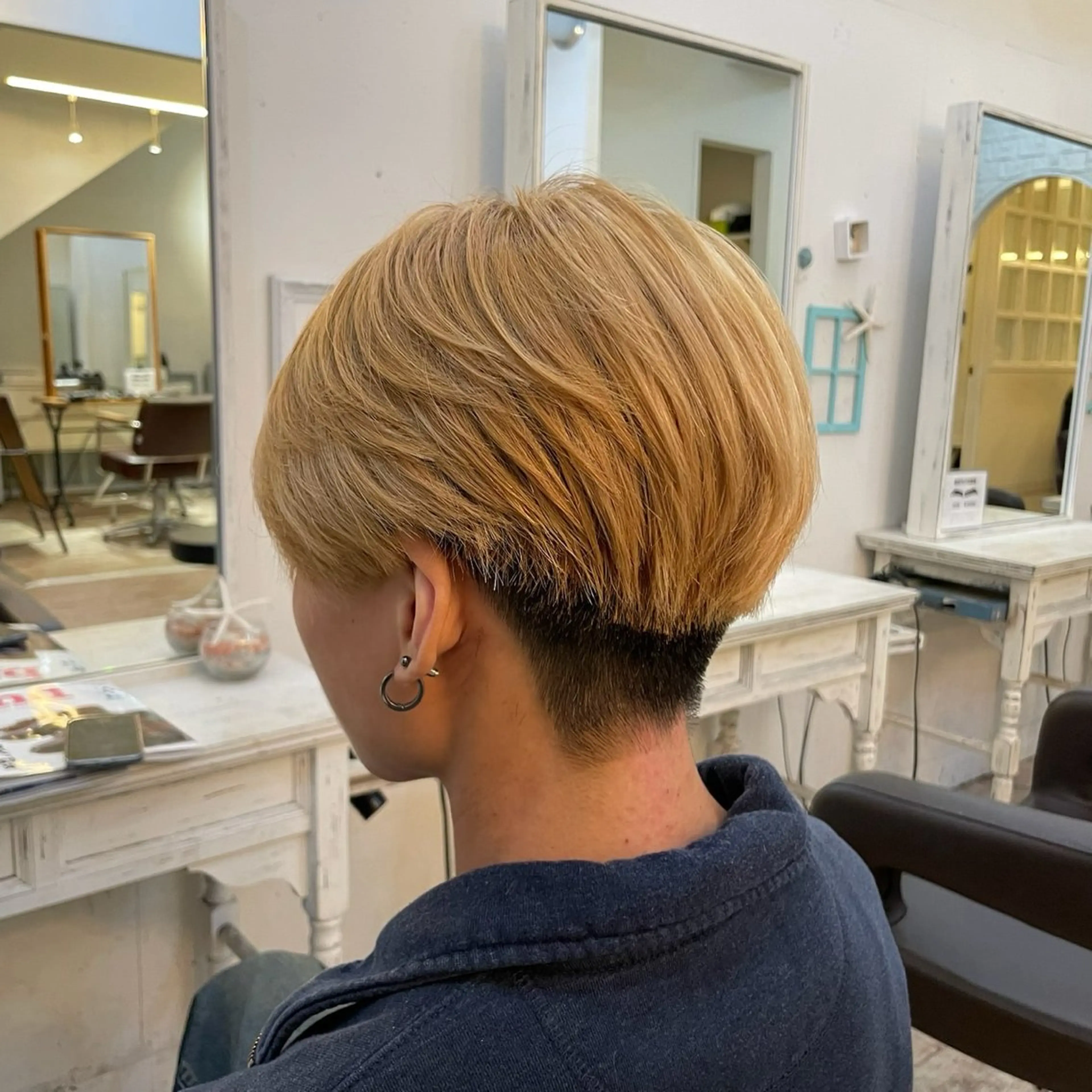 ✨️日曜日限定✨️ブリーチ【リタッチ】➕オンカラーの写真