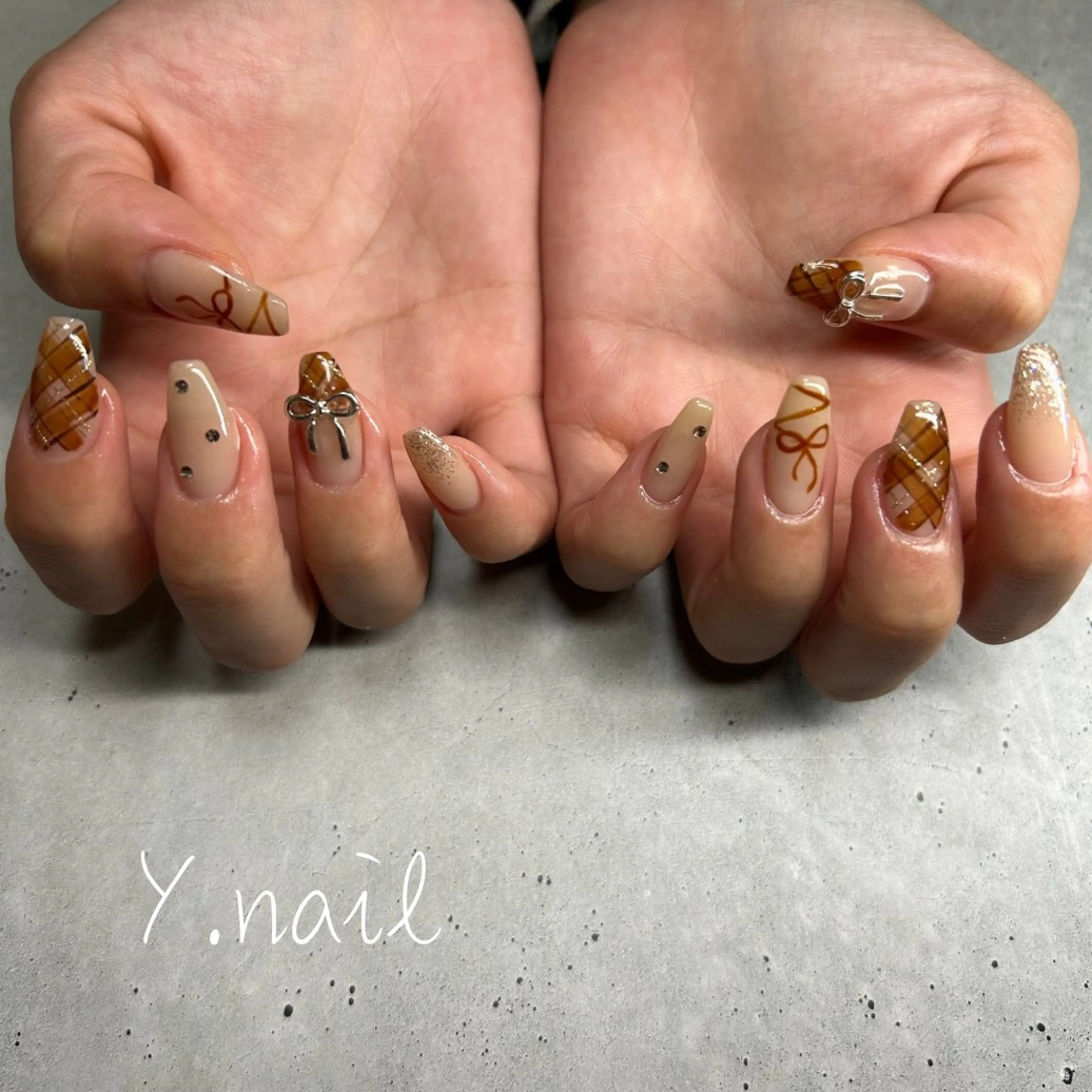 ネイル ハンドネイル Y. nailのネイルデザイン