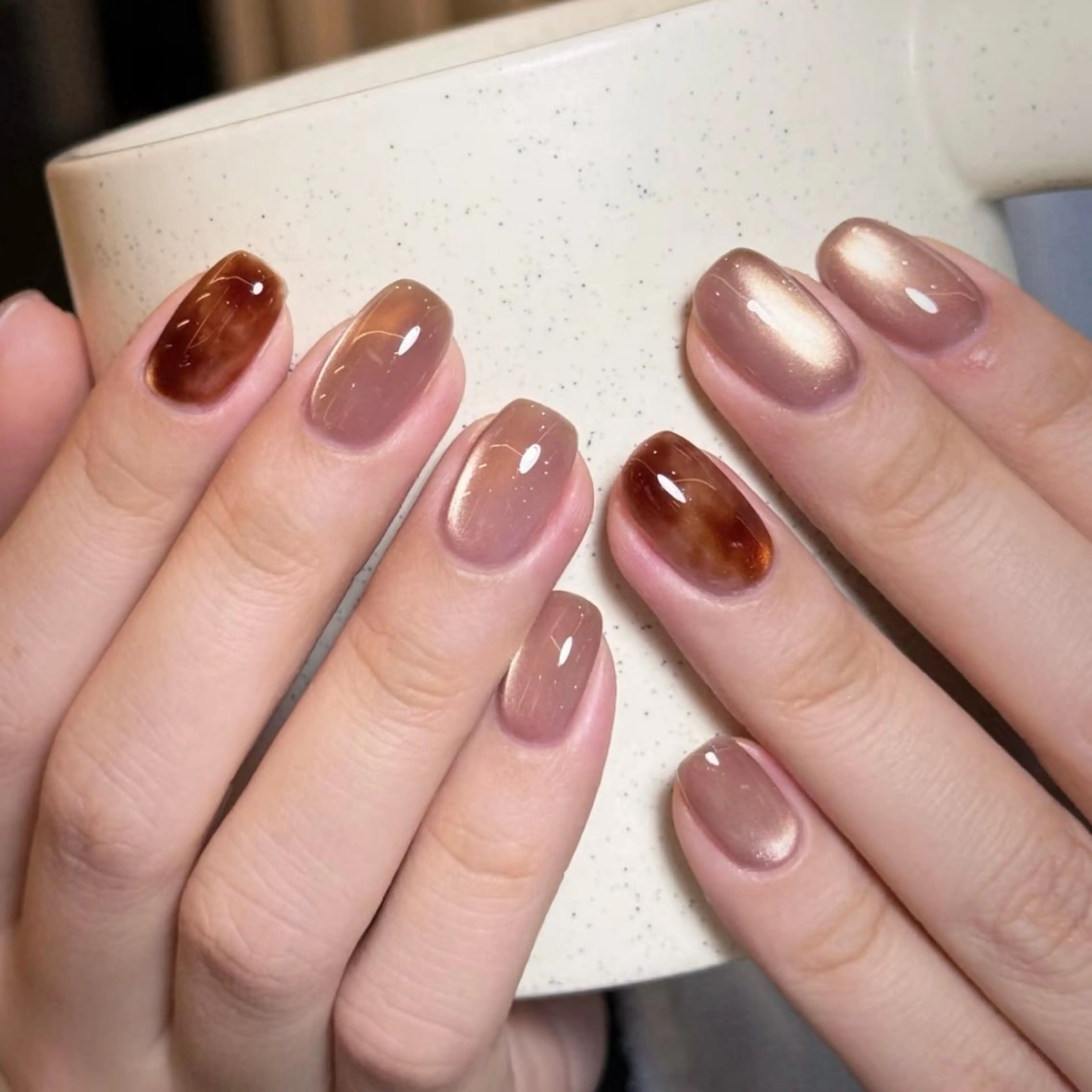 ネイル マグネットネイル 大理石ネイル(マーブル) パラジェル＆フィルイン専門店 joynow【ジョイナウ】所属・ネイリスト ミクのネイルデザイン