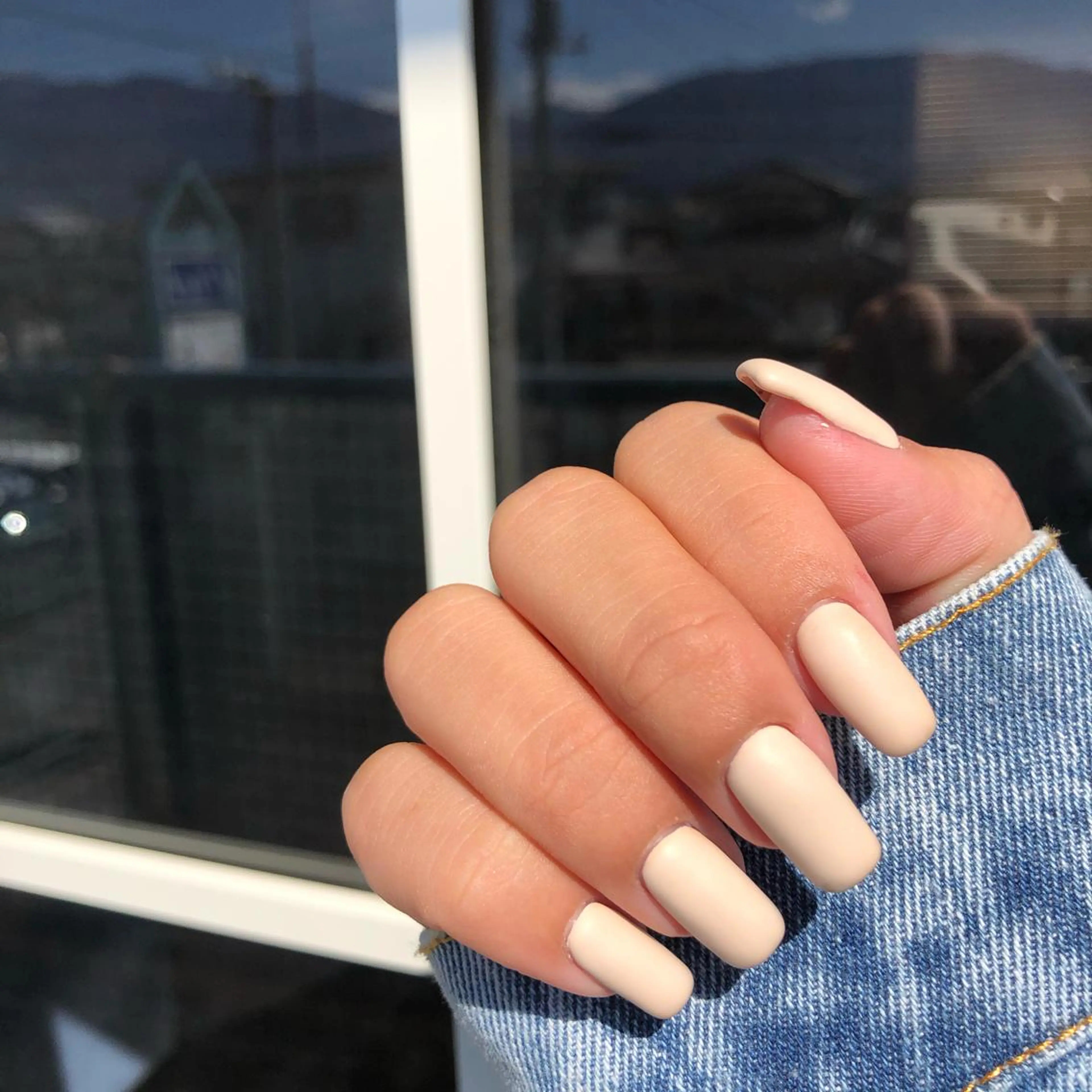 ネイル フットネイル フレンチネイル ジェルネイル ラメ(グリッター) ラメグラデーション NEO Beauty Salon所属・𝐍𝐄𝐎 𝐉𝐔𝐑𝐈のネイルデザイン