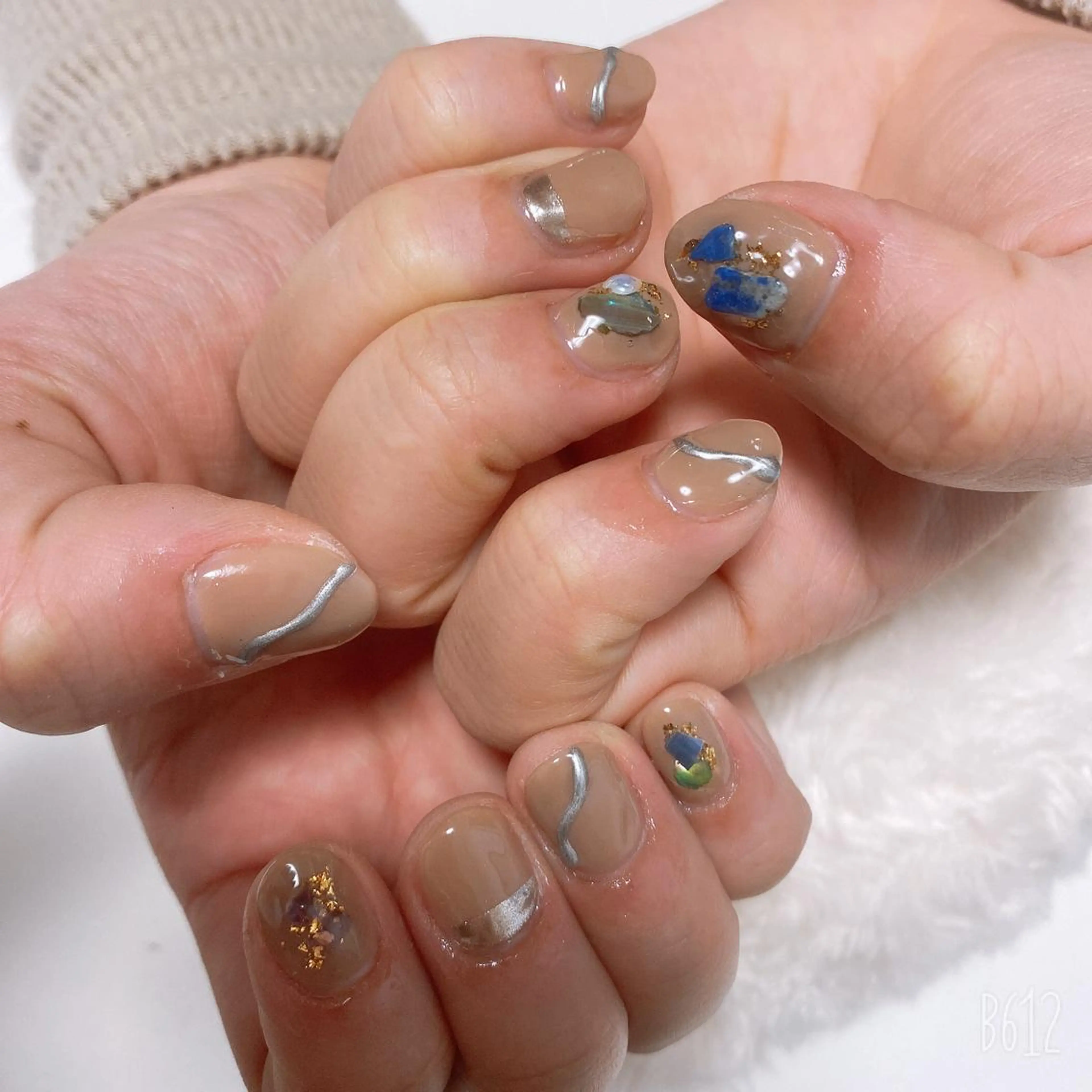 ネイル The Best Beauty受付担当のヘアスタイル