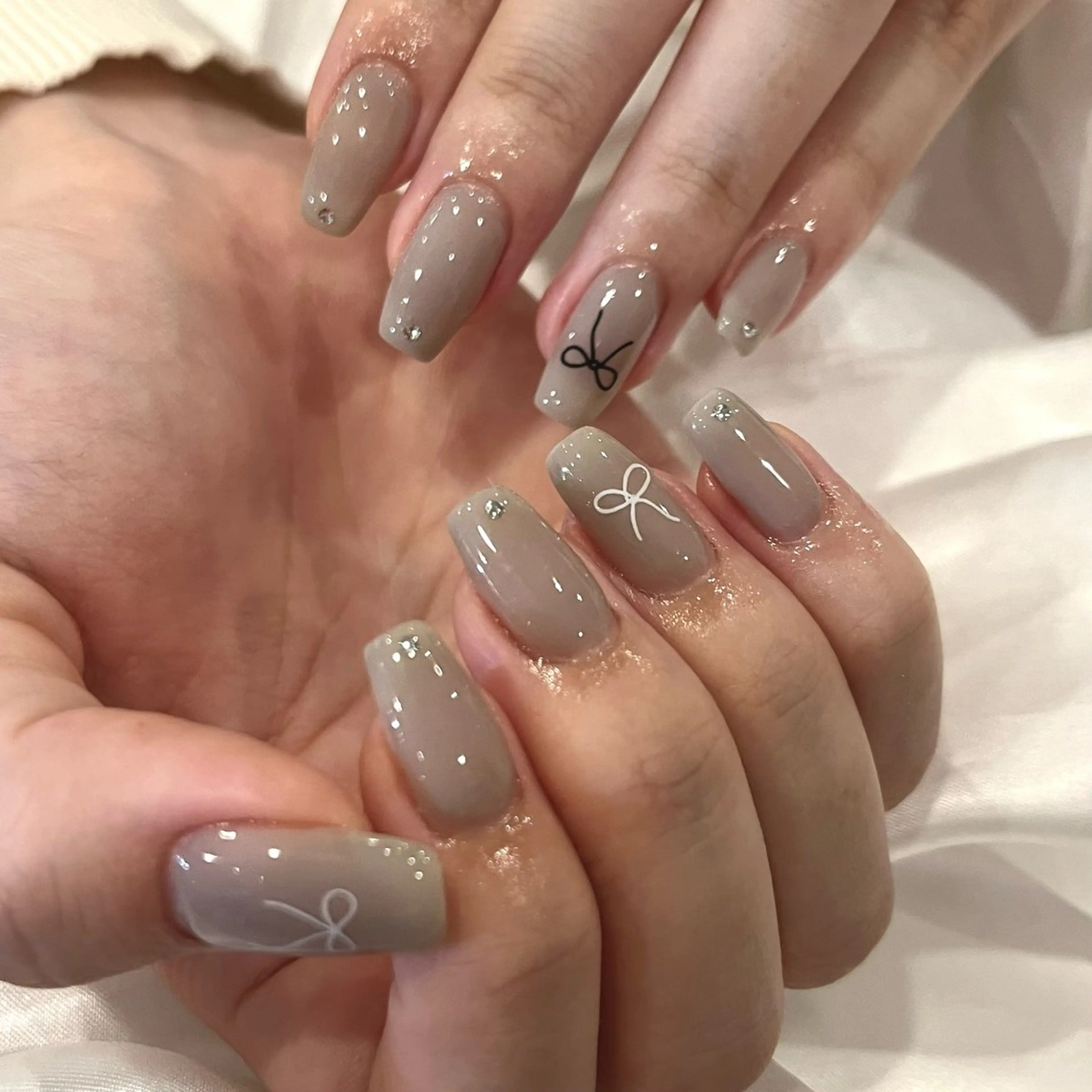 ネイル リボン ハンドネイル ♡Tajima Yumeka♡のネイルデザイン