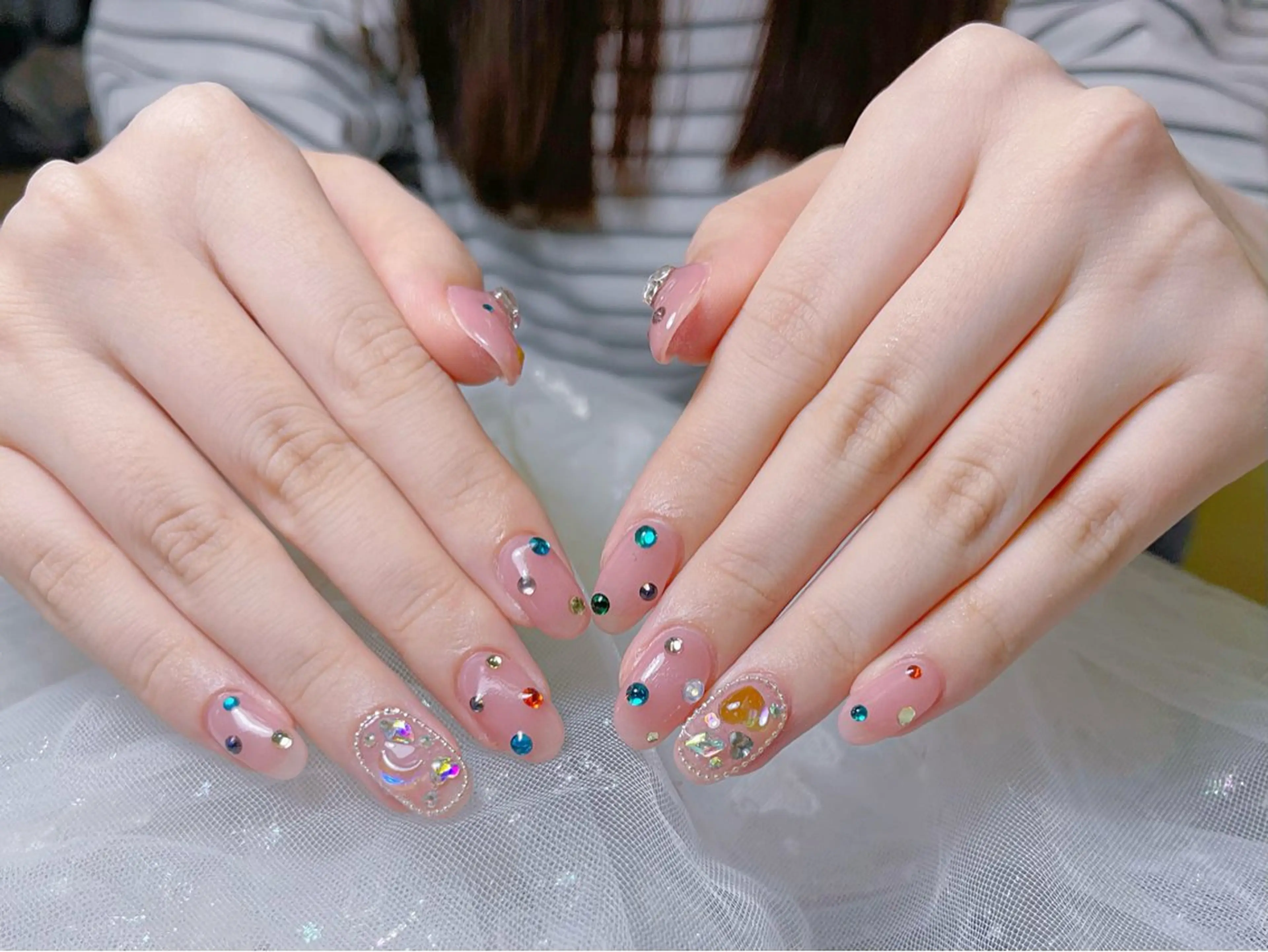 ネイル 長さ出し ジェルネイル マグネットネイル 持ち込み ニュアンスネイル Belle Nail Salonのネイルデザイン