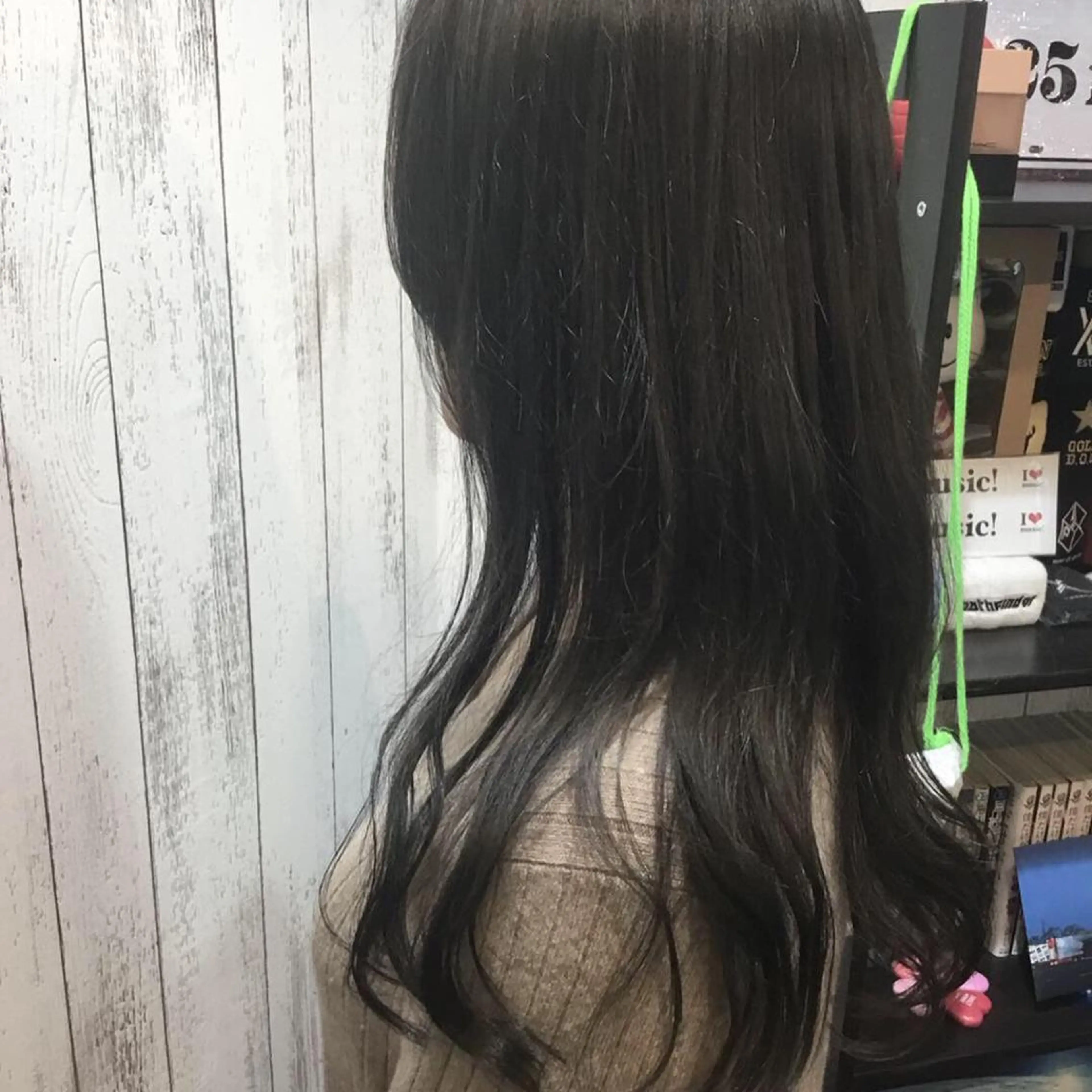 ロング カラー embrace エンブレイスのヘアスタイル