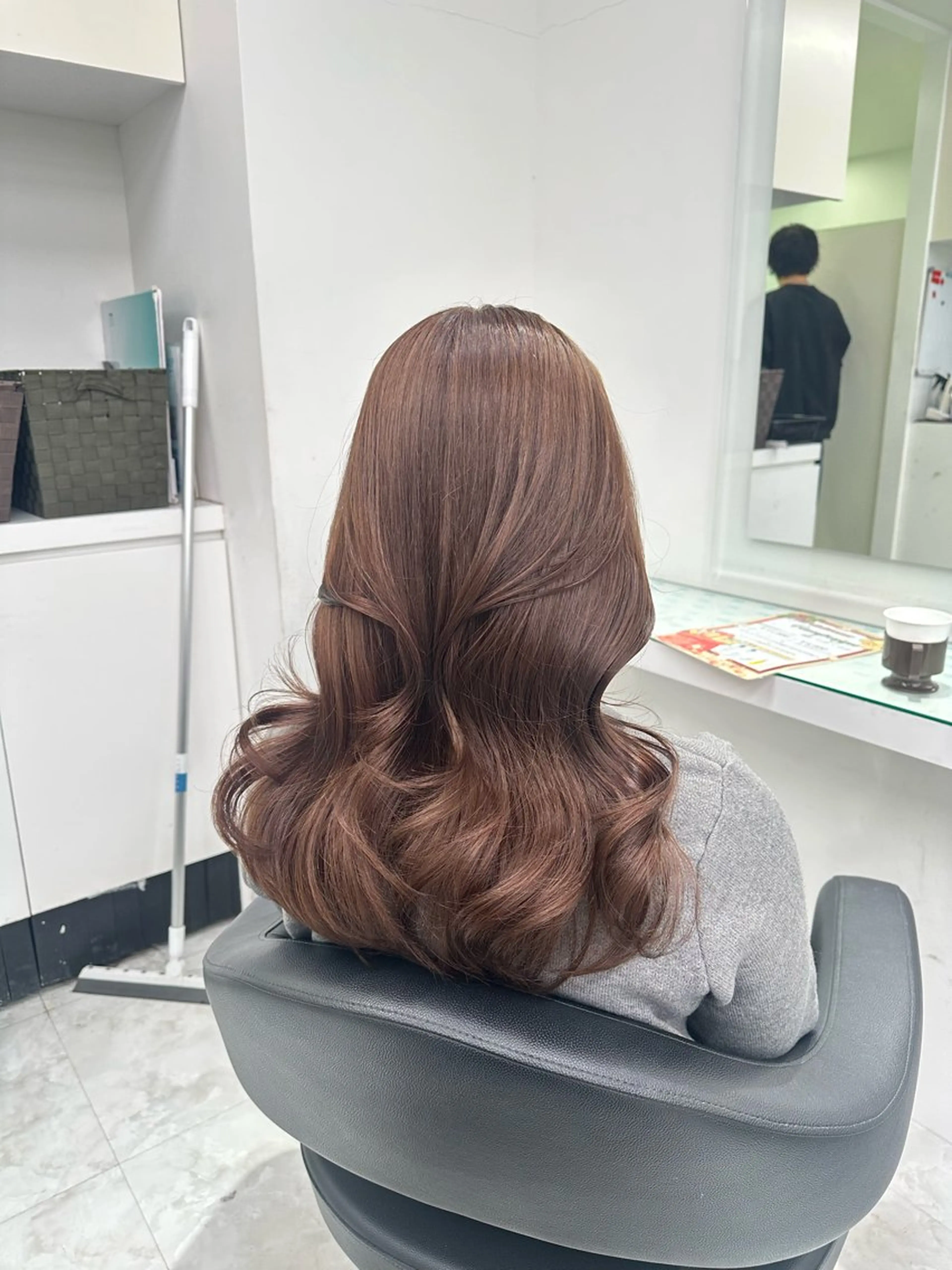 セミロング カラー ヘアカラー トリートメント ヘッドスパ ヘアセット ❄最強かわいいカラー ❄️MINA❄️のヘアスタイル