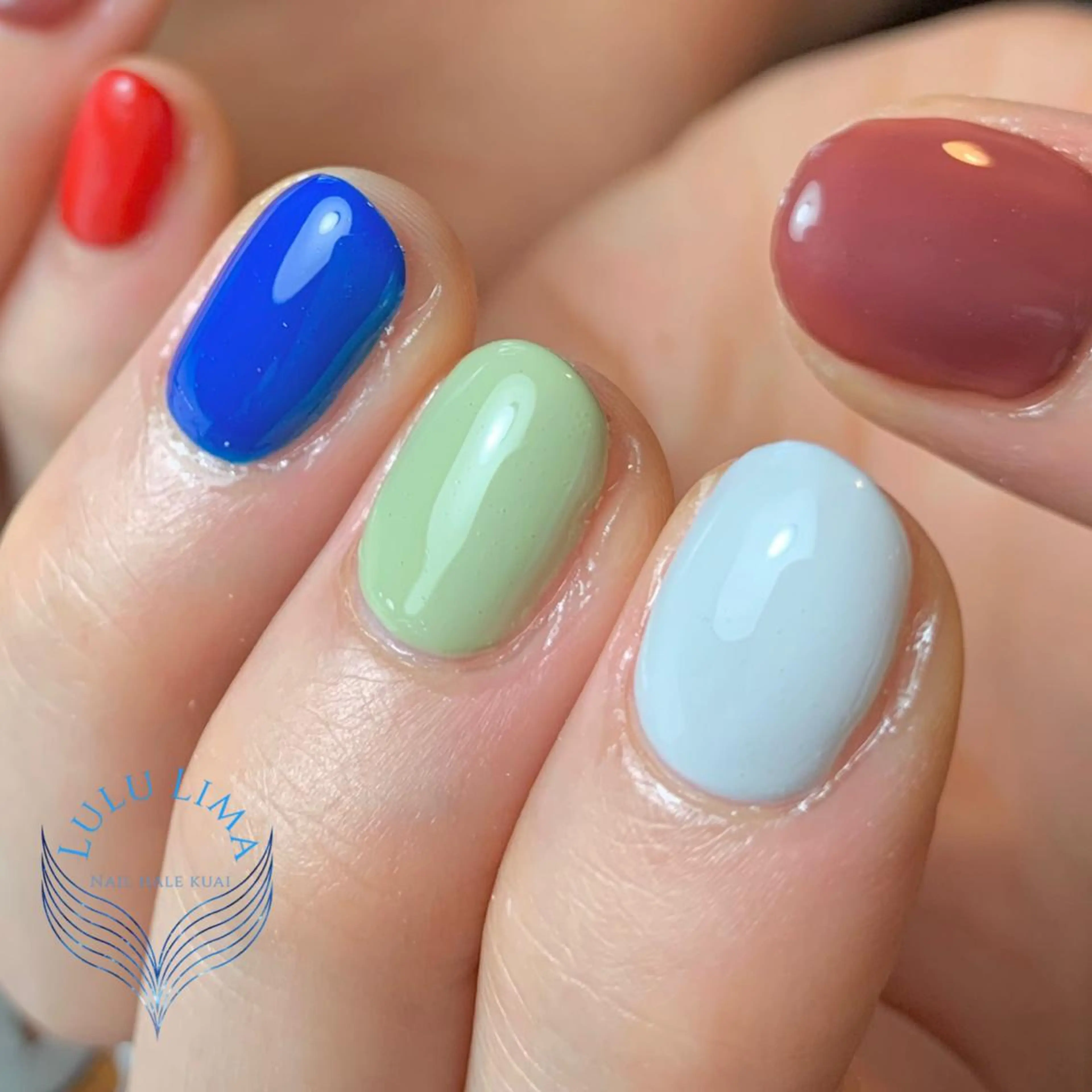 ネイル ハンドネイル フットネイル ハンドケア LULU LIMAのネイルデザイン
