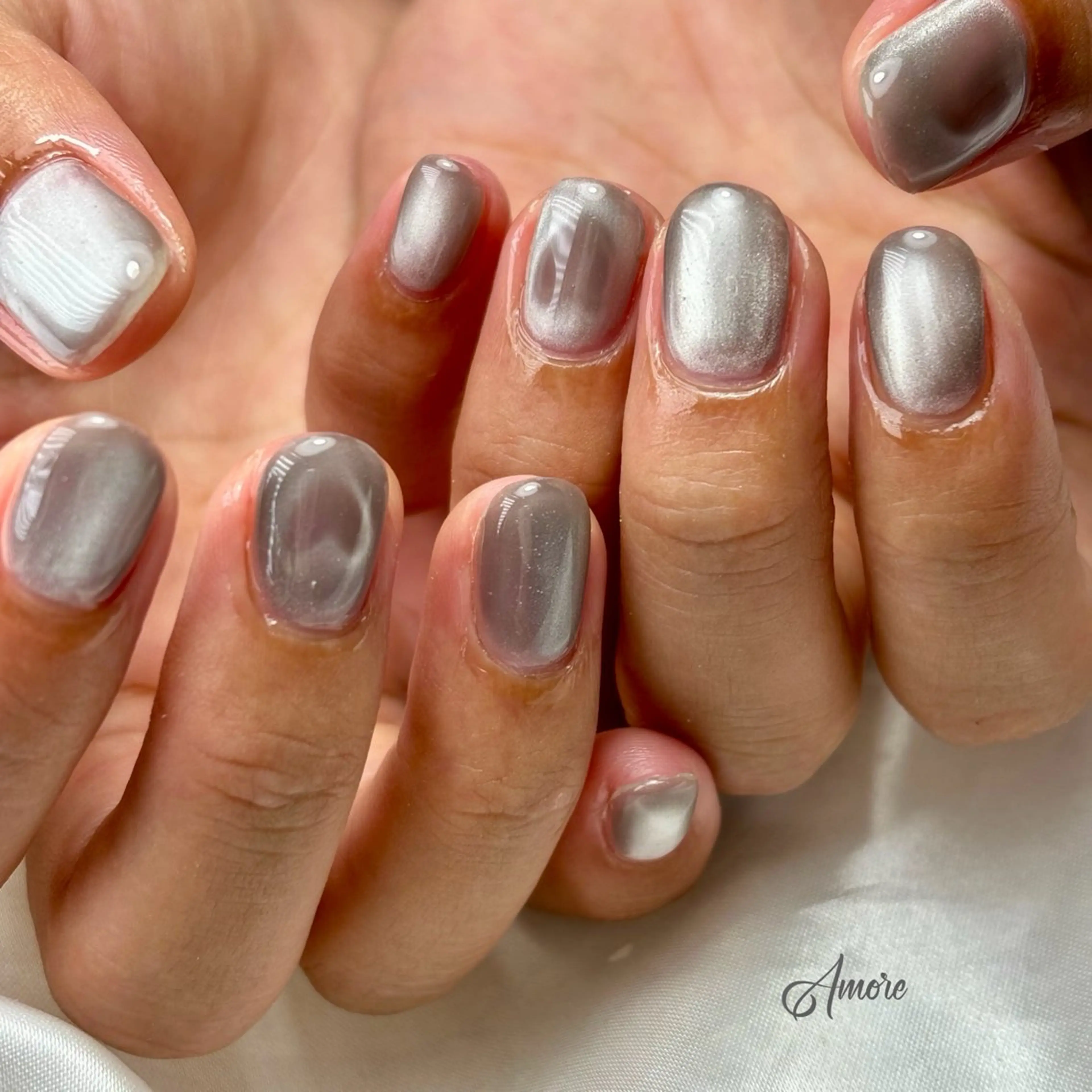 ネイル ジェルネイル キラキラネイル 韓国ネイル マグネットネイル パラジェル You kyehwaのネイルデザイン