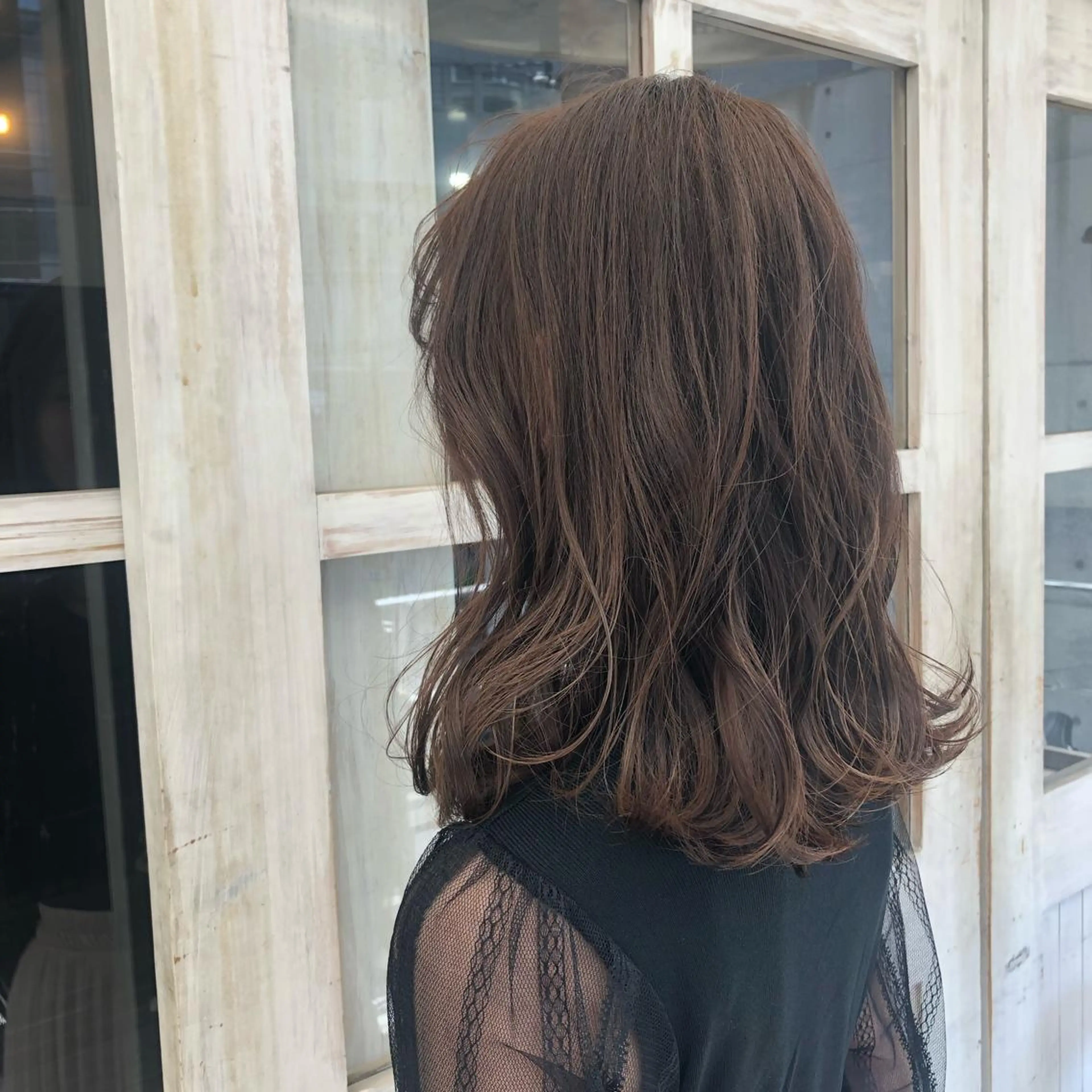 セミロング カラー clomus所属・YUKA艶髪 🌸寛ぎ部屋のヘアスタイル