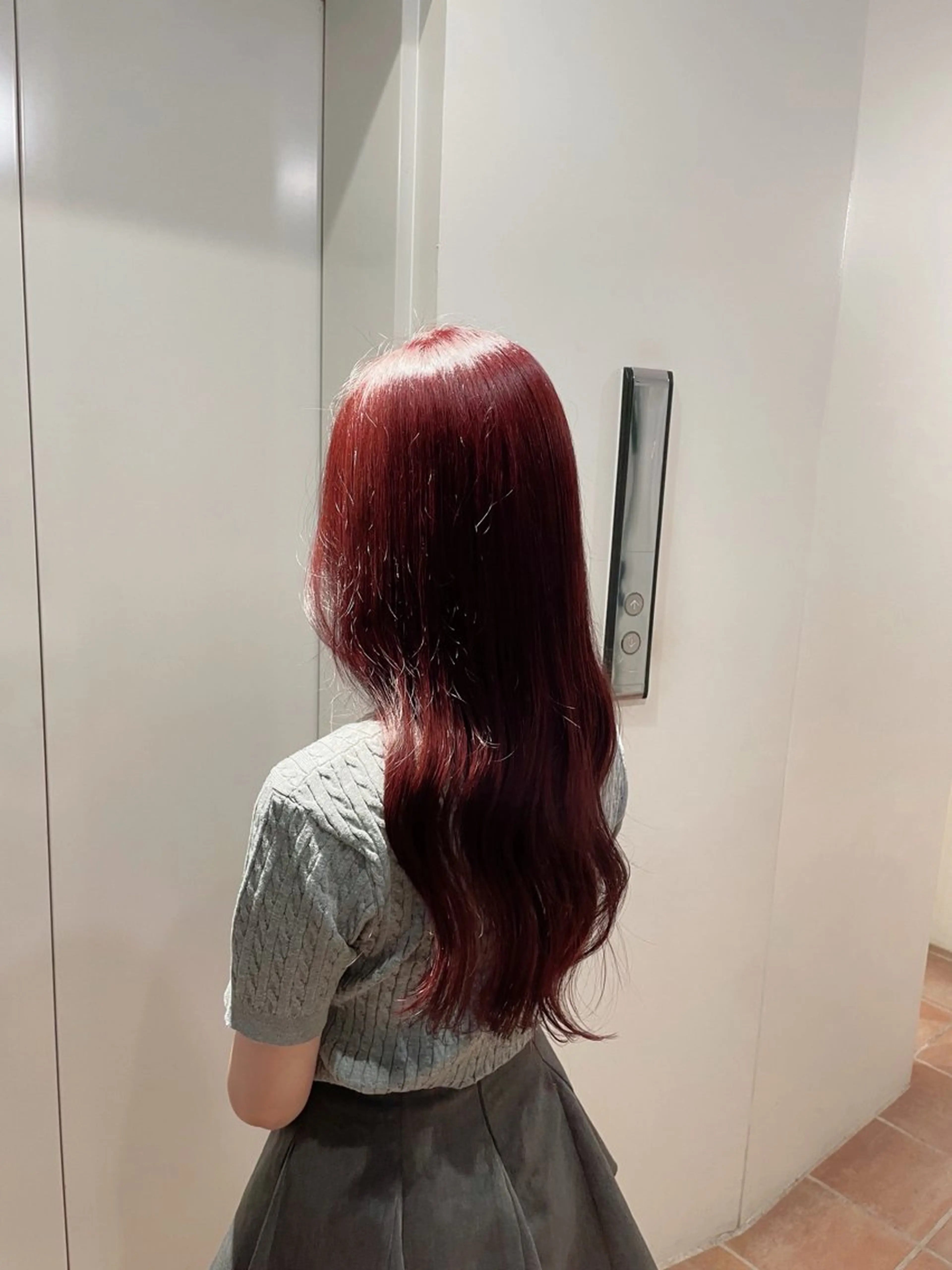 ロング カラー ダブルカラー レッドカラー トリートメント ヘアカラー 森山 陽菜のヘアスタイル