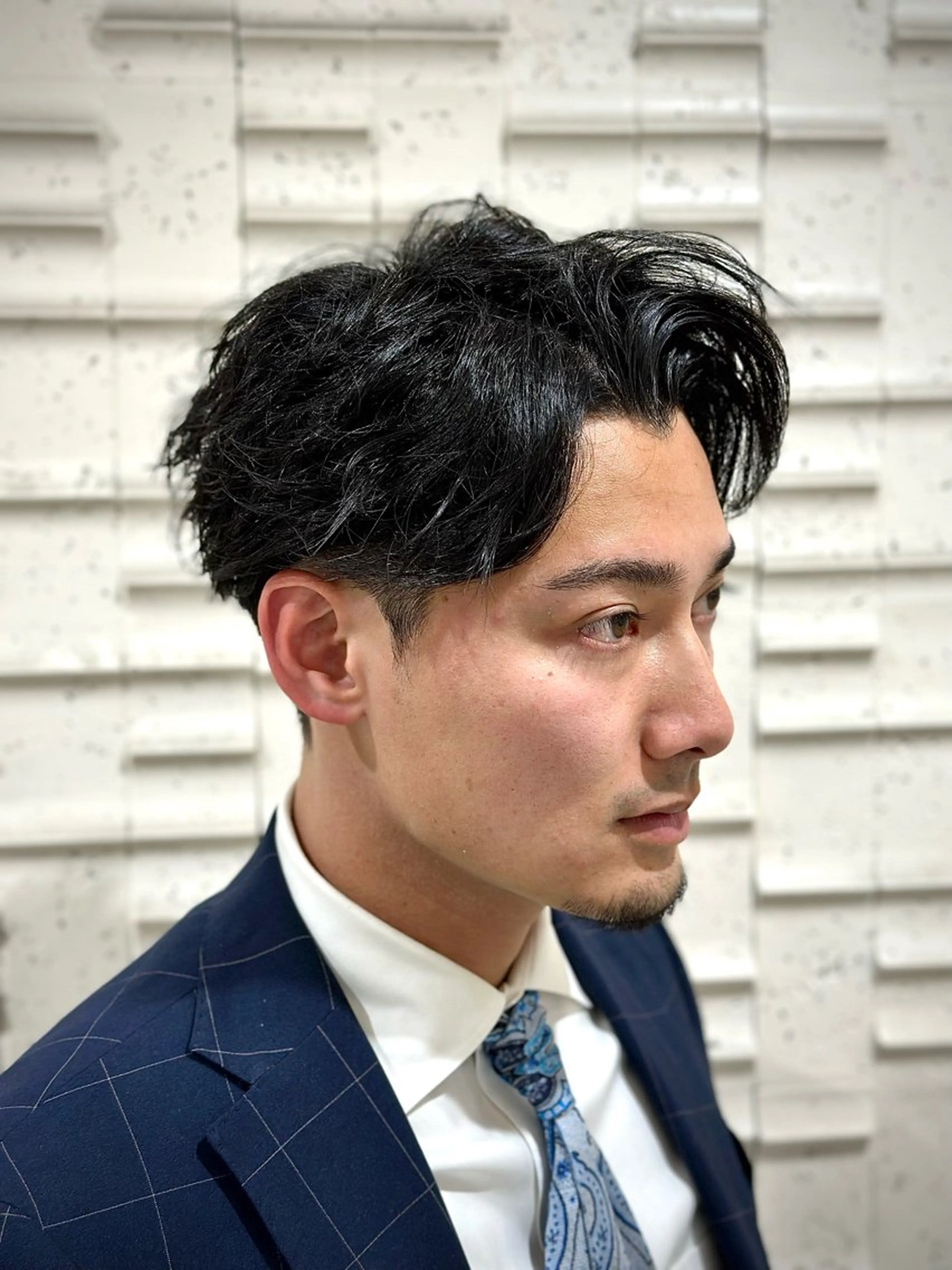 ショート パーマ メンズ ブロー東京　神田店所属・TAKUMI/神田/ ビジネス/フェードのヘアスタイル