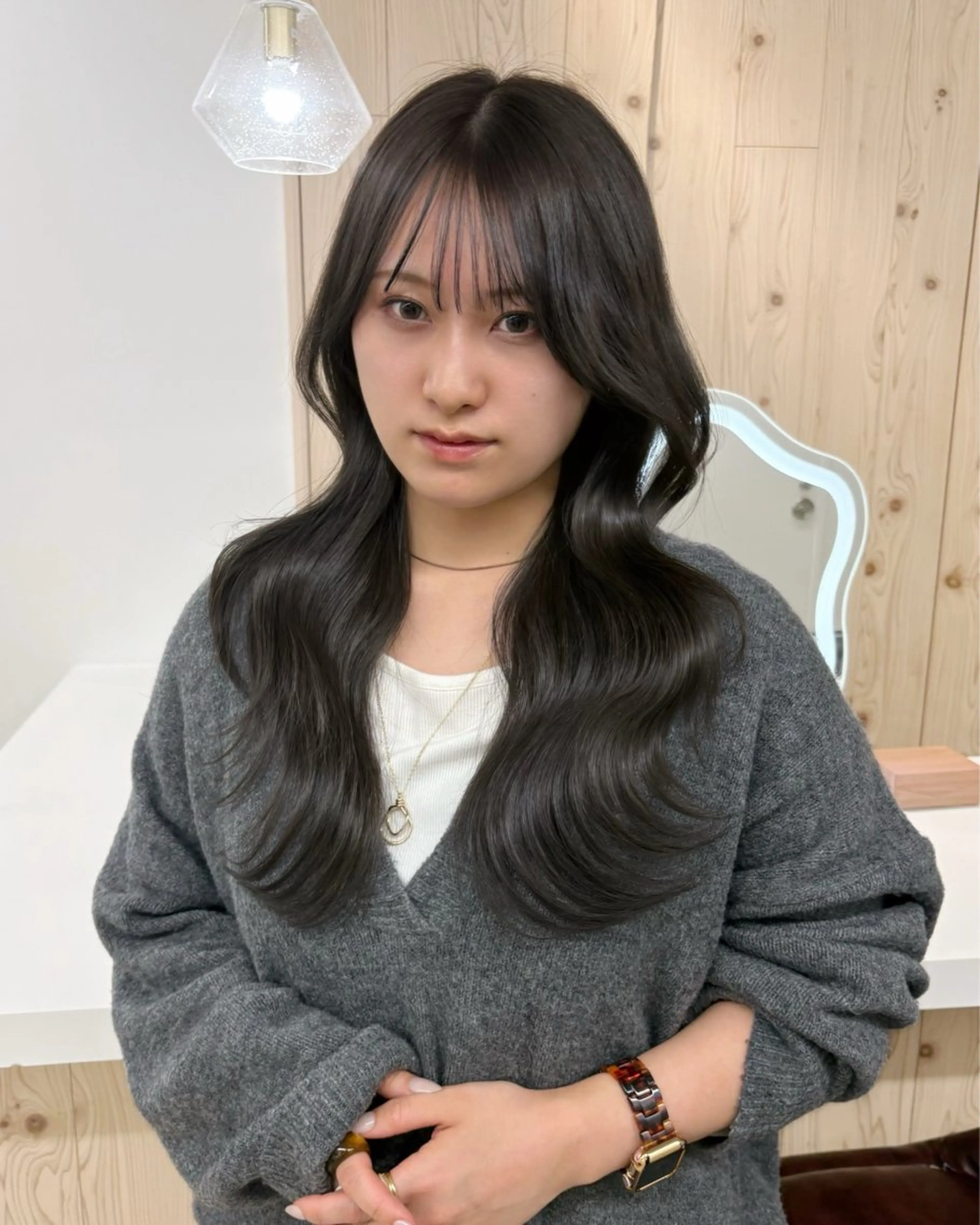 ロング カラー カット ヘアカラー トリートメント ヘアセット 新宿/韓国ヘア/ 髪質改善ストレートのヘアスタイル