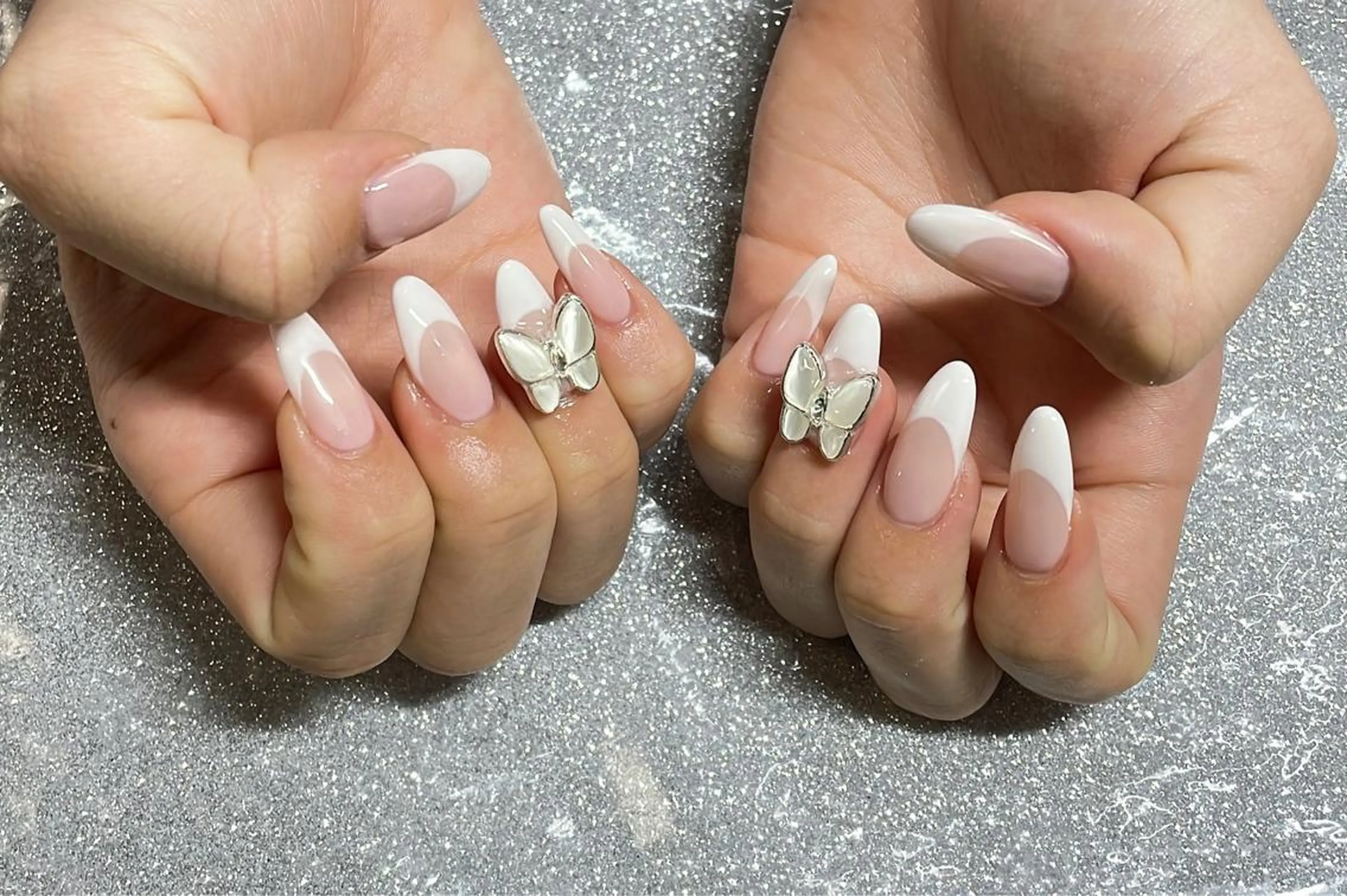 ネイル ハンドネイル VIERU 🌈🎀💖のネイルデザイン