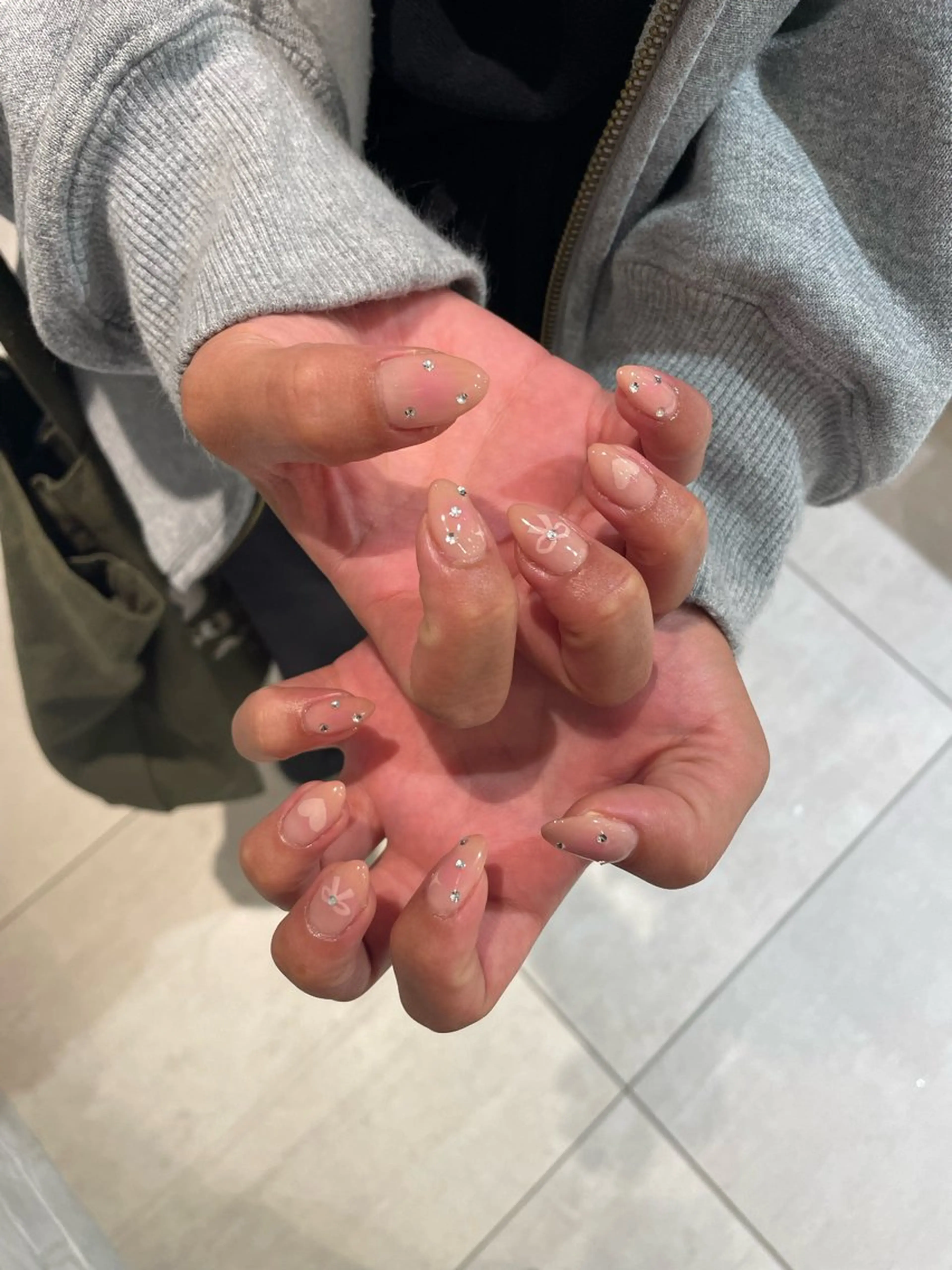 ミディアム 尾張 玖羽のネイルデザイン