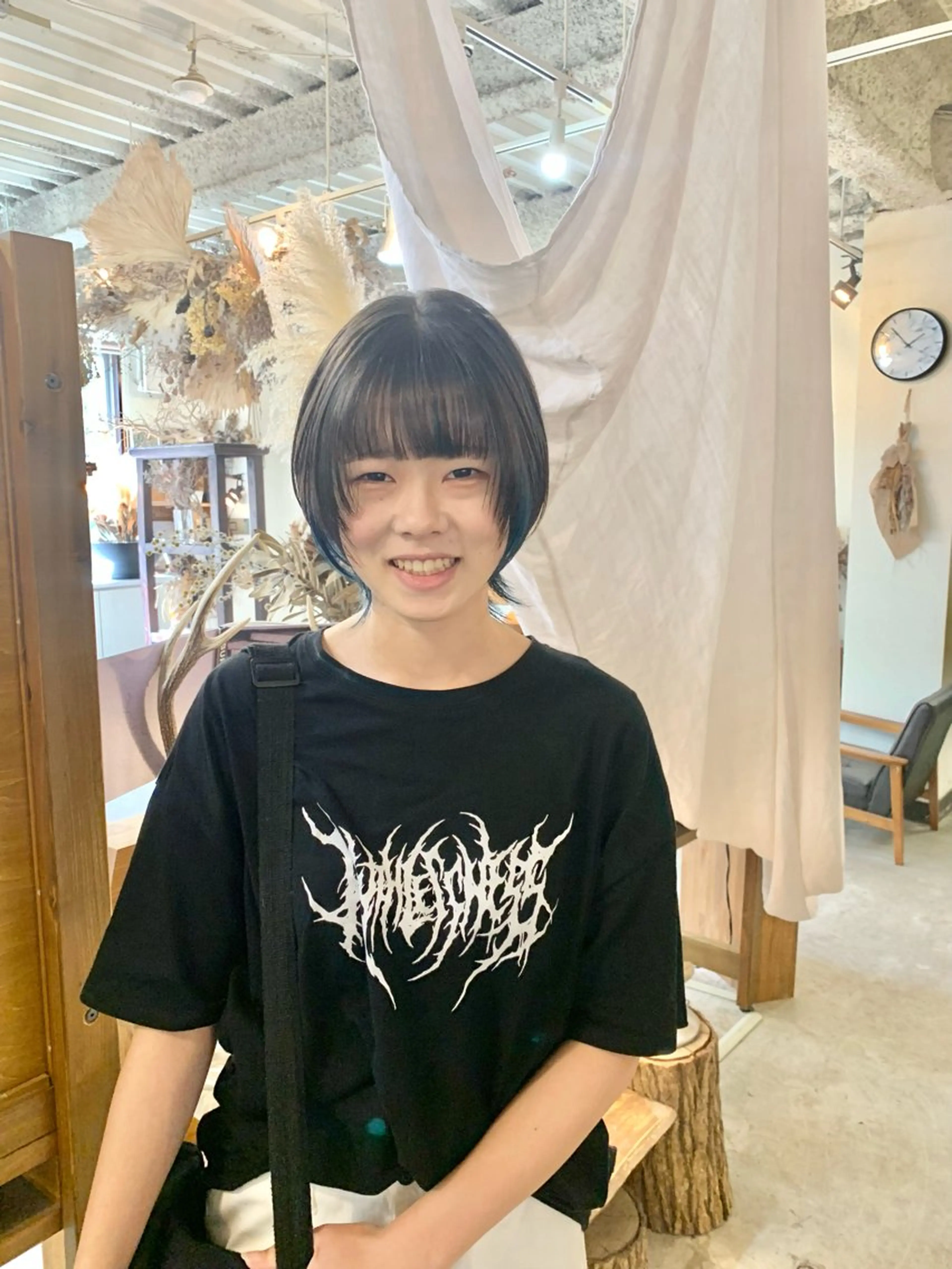 ショート カラー カット ヘアカラー トリートメント LEB所属・下河 宗太のヘアスタイル