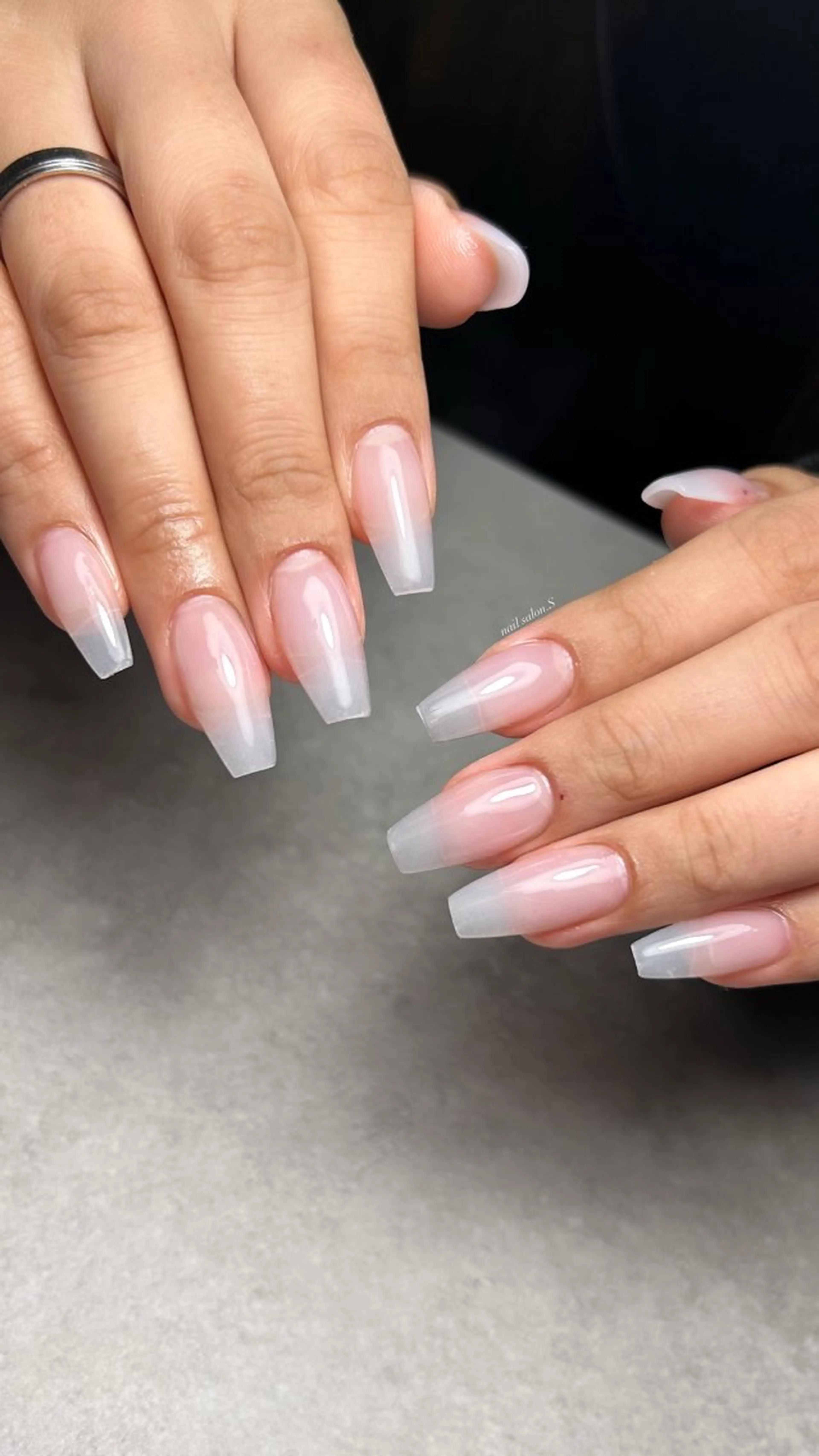 ネイル 長さ出し ワンカラーネイル スカルプネイル ハンドネイル 関山 志乃のネイルデザイン