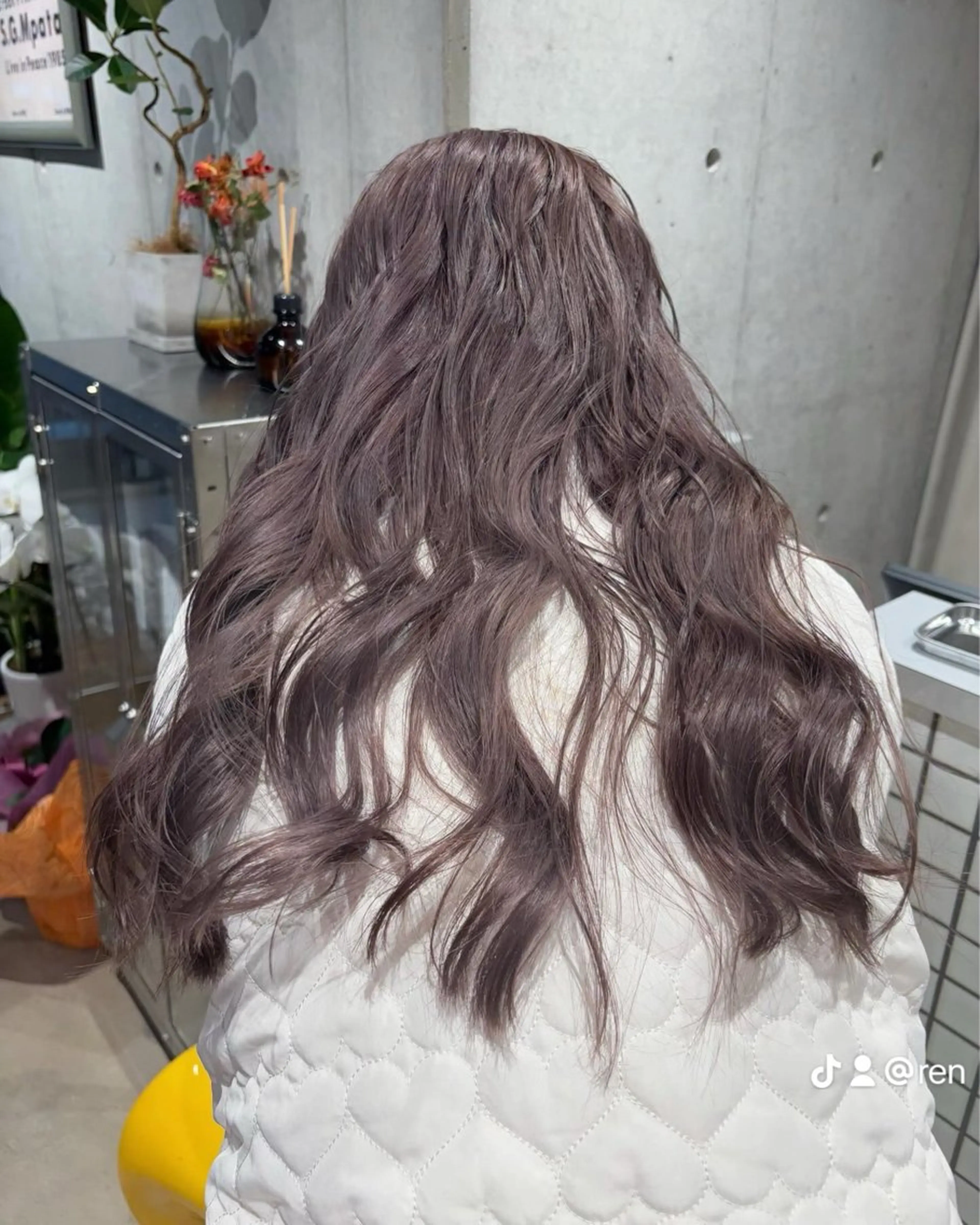 ロング sliver renのヘアスタイル