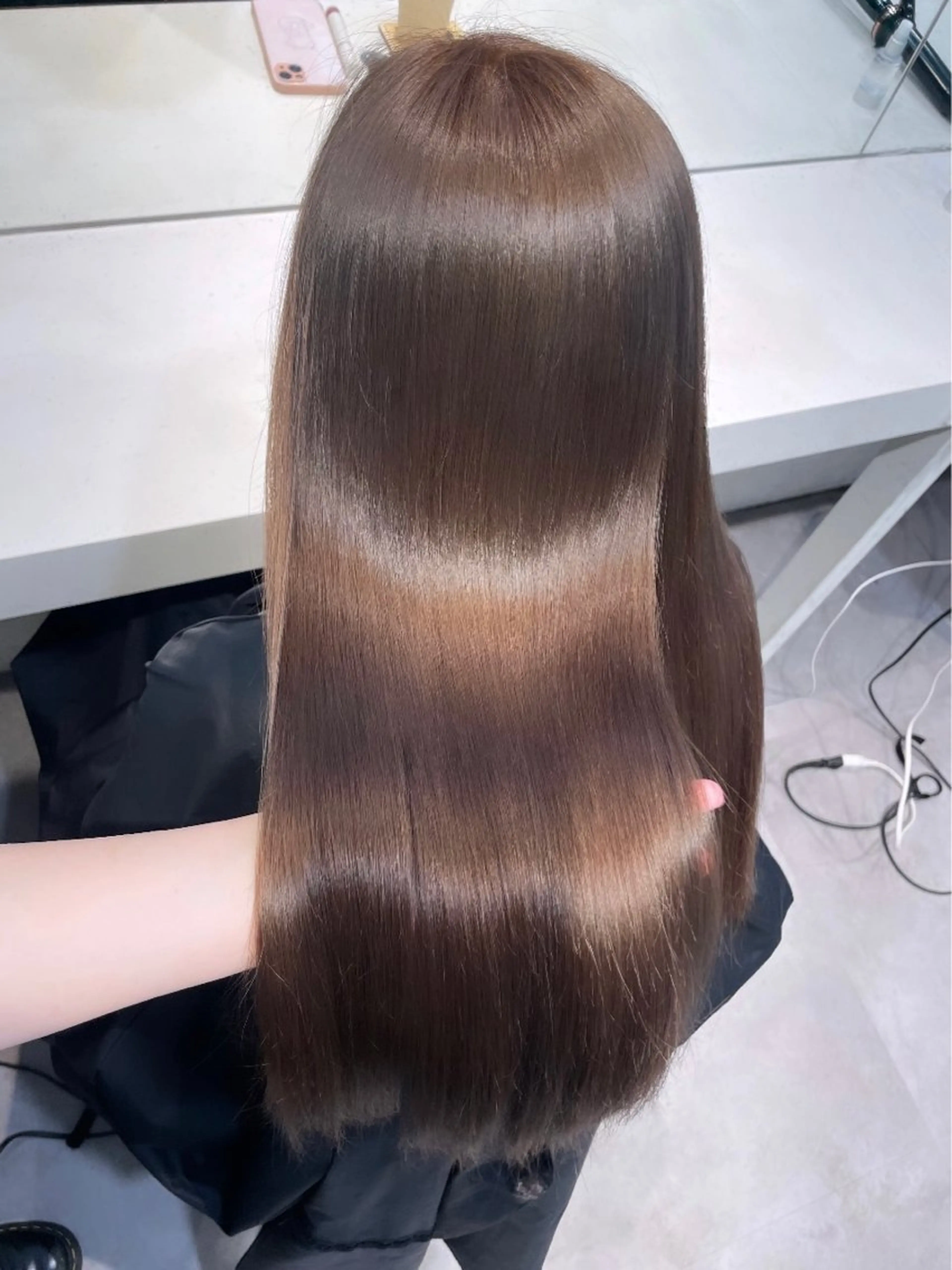 ロング カラー 透明感カラー グレージュ ヘアカラー トリートメント 若月 あやかのヘアスタイル