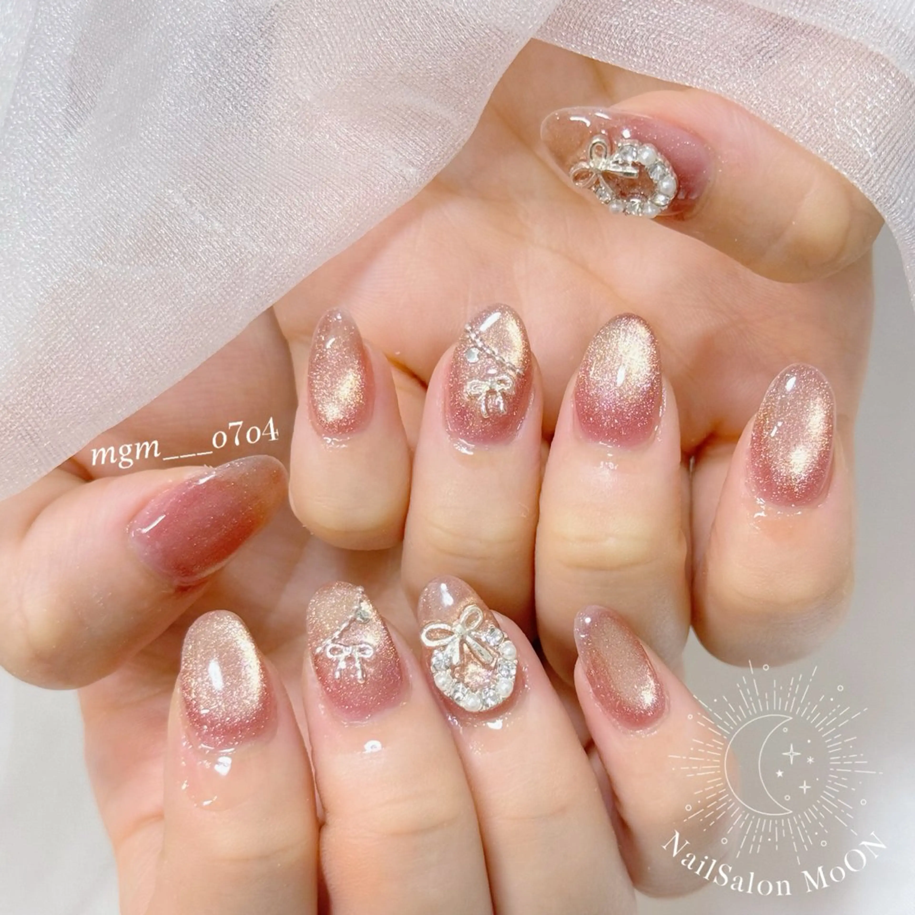 ネイル MoON...❤︎ MeGuのネイルデザイン