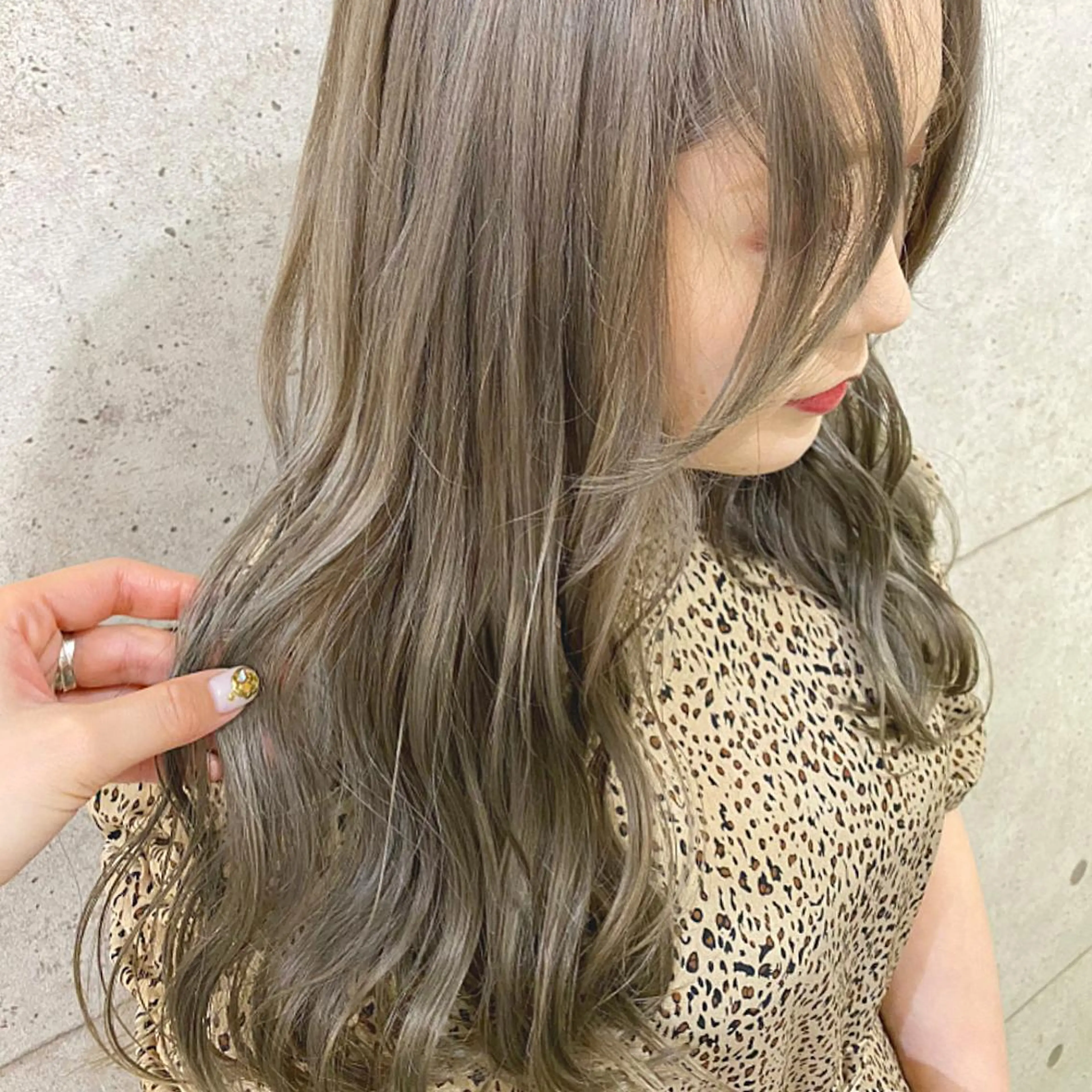 セミロング カラー .. meiのヘアスタイル