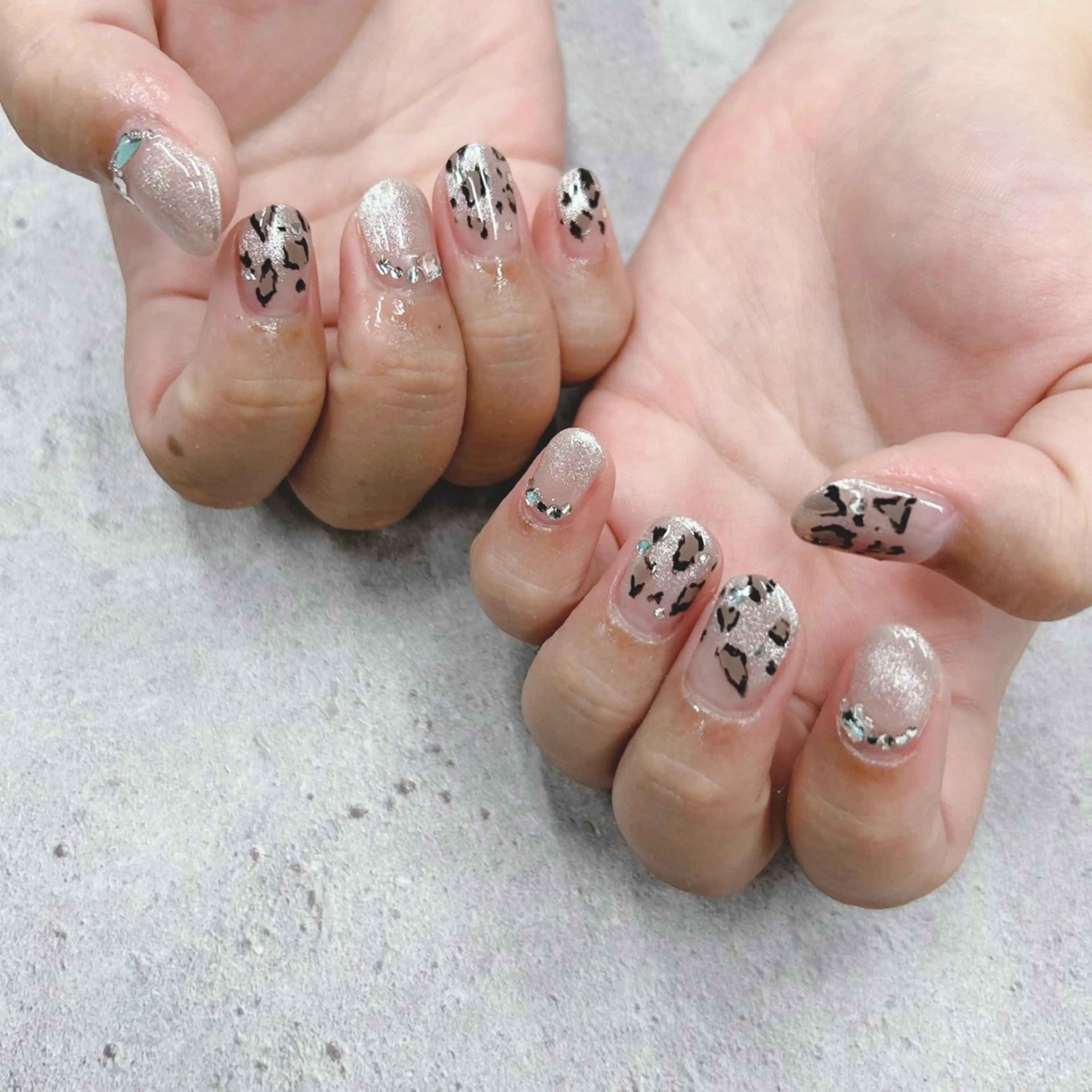 ネイル アニマル柄 マグネットネイル ハンドネイル Nail Salon agré所属・agré ネイルサロン　アグレのネイルデザイン