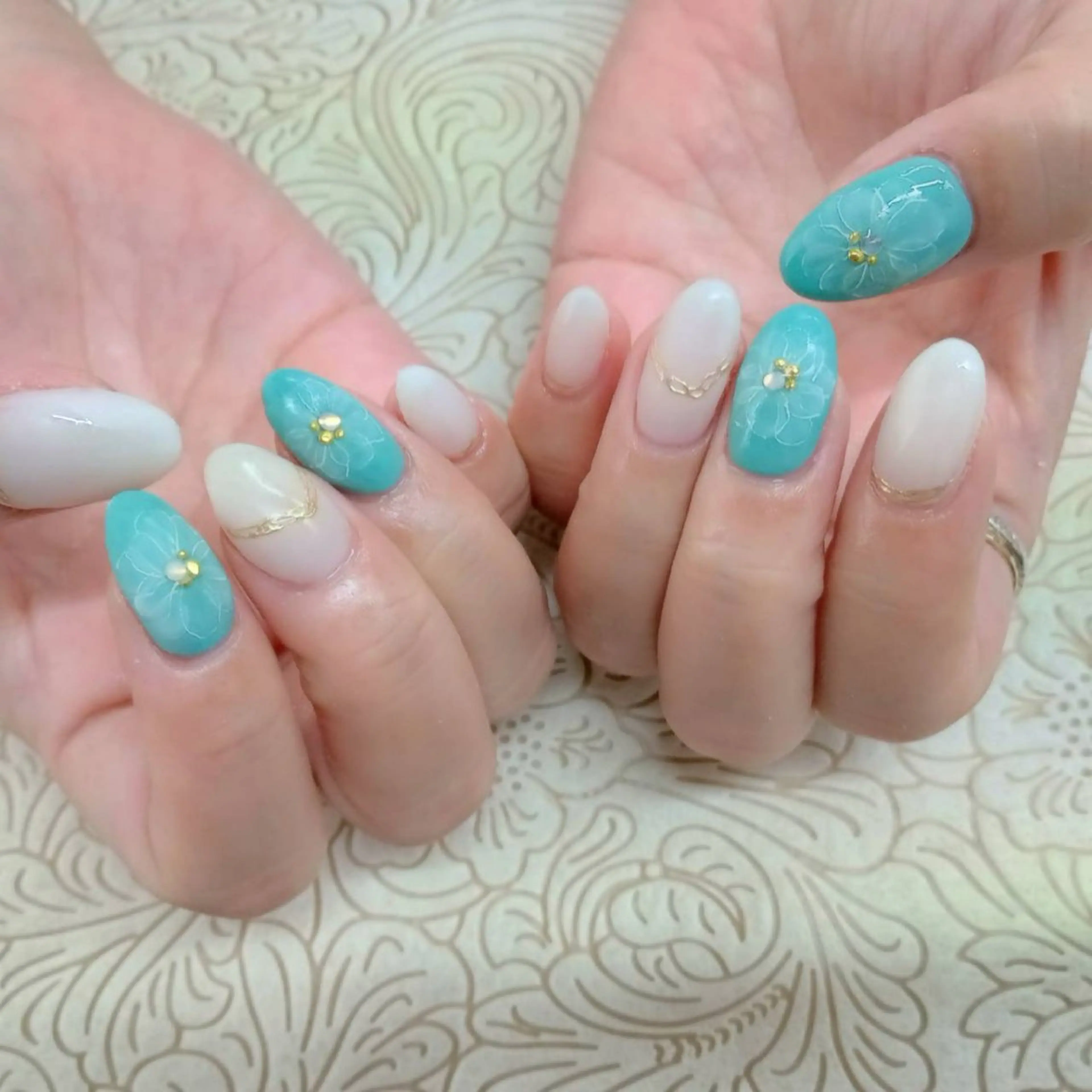 ネイル フラワーネイル precious nail room所属・precious nail  roomのネイルデザイン