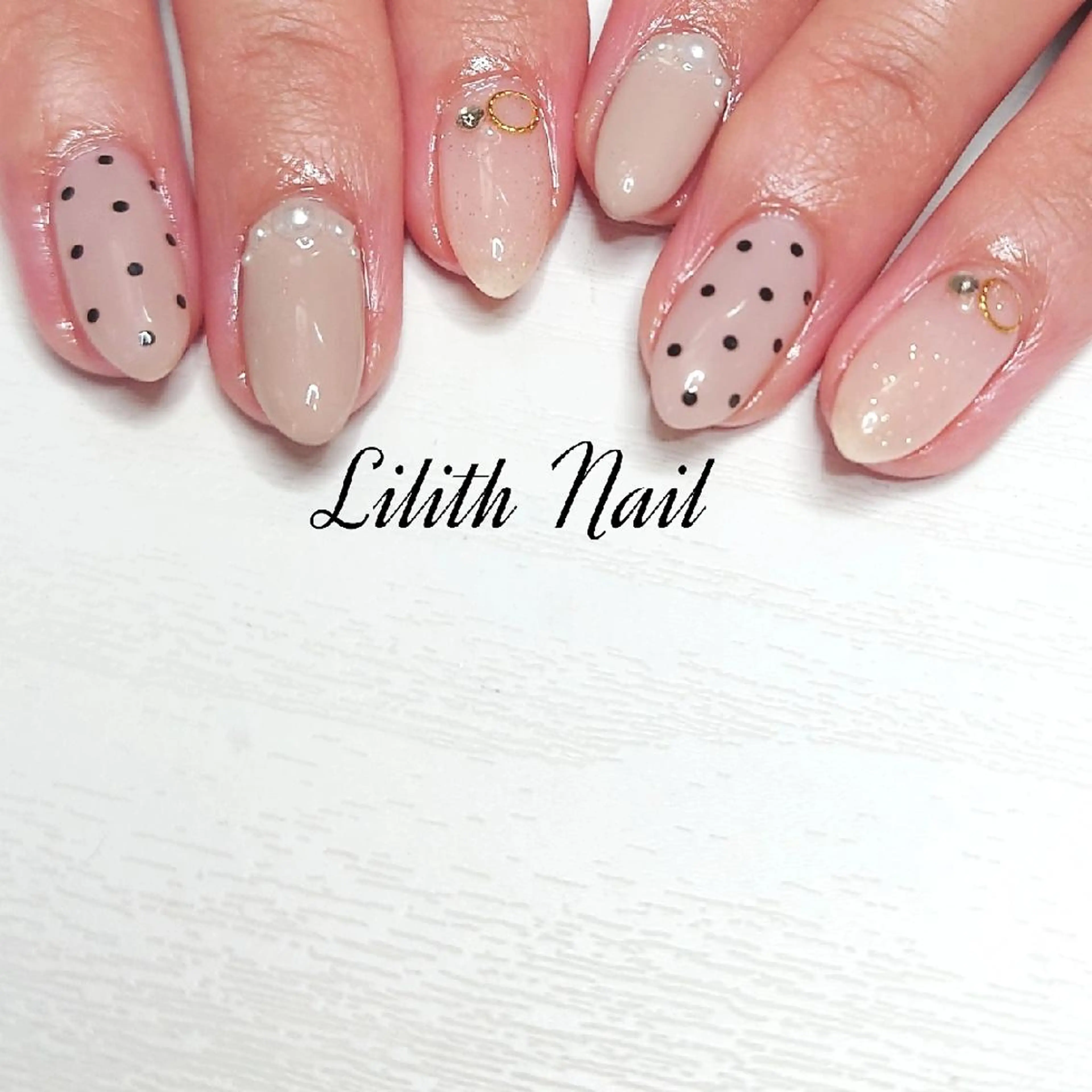 ネイル Lilith Nailのネイルデザイン