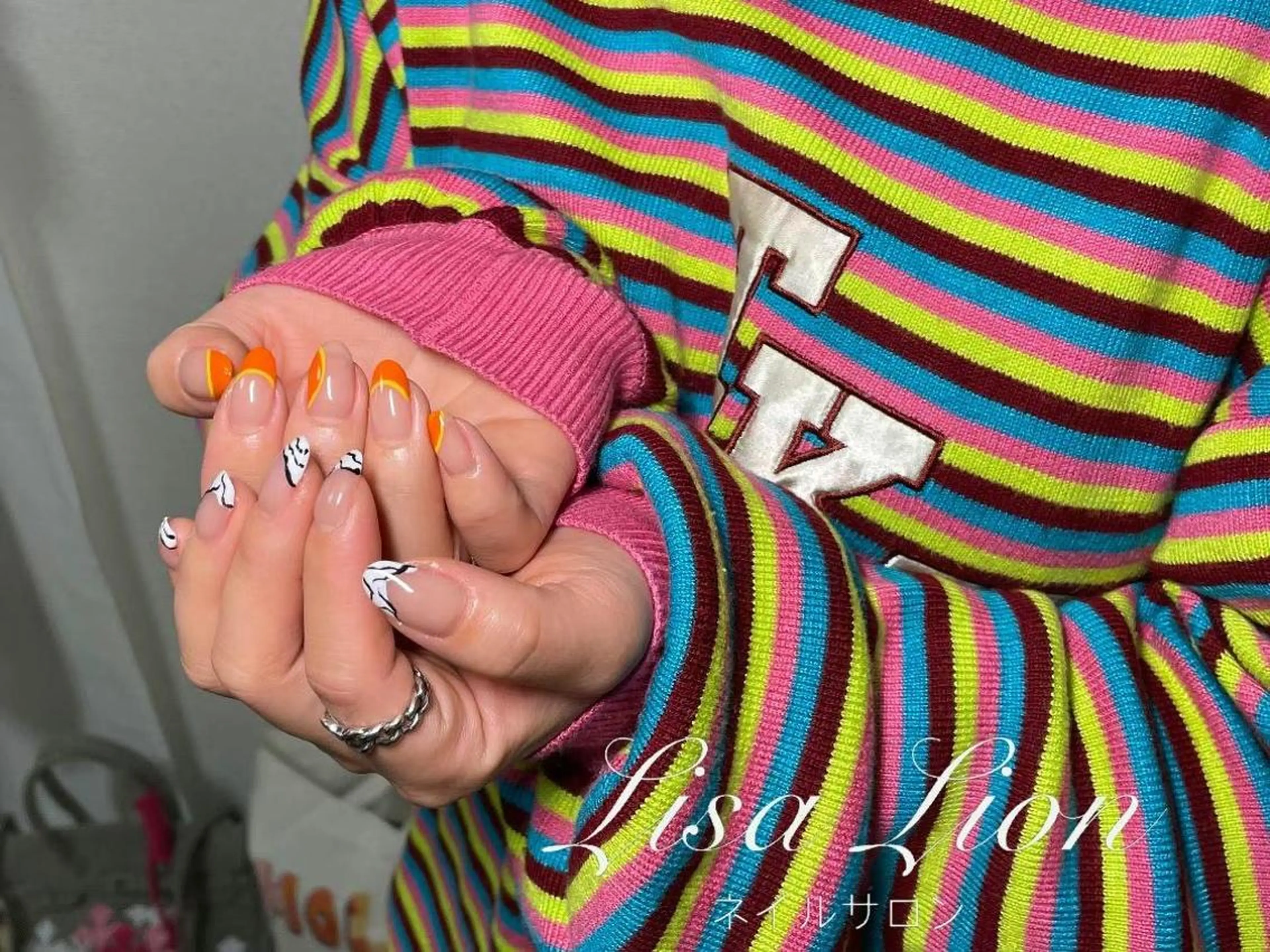 セミロング M. Tui Tuiのネイルデザイン