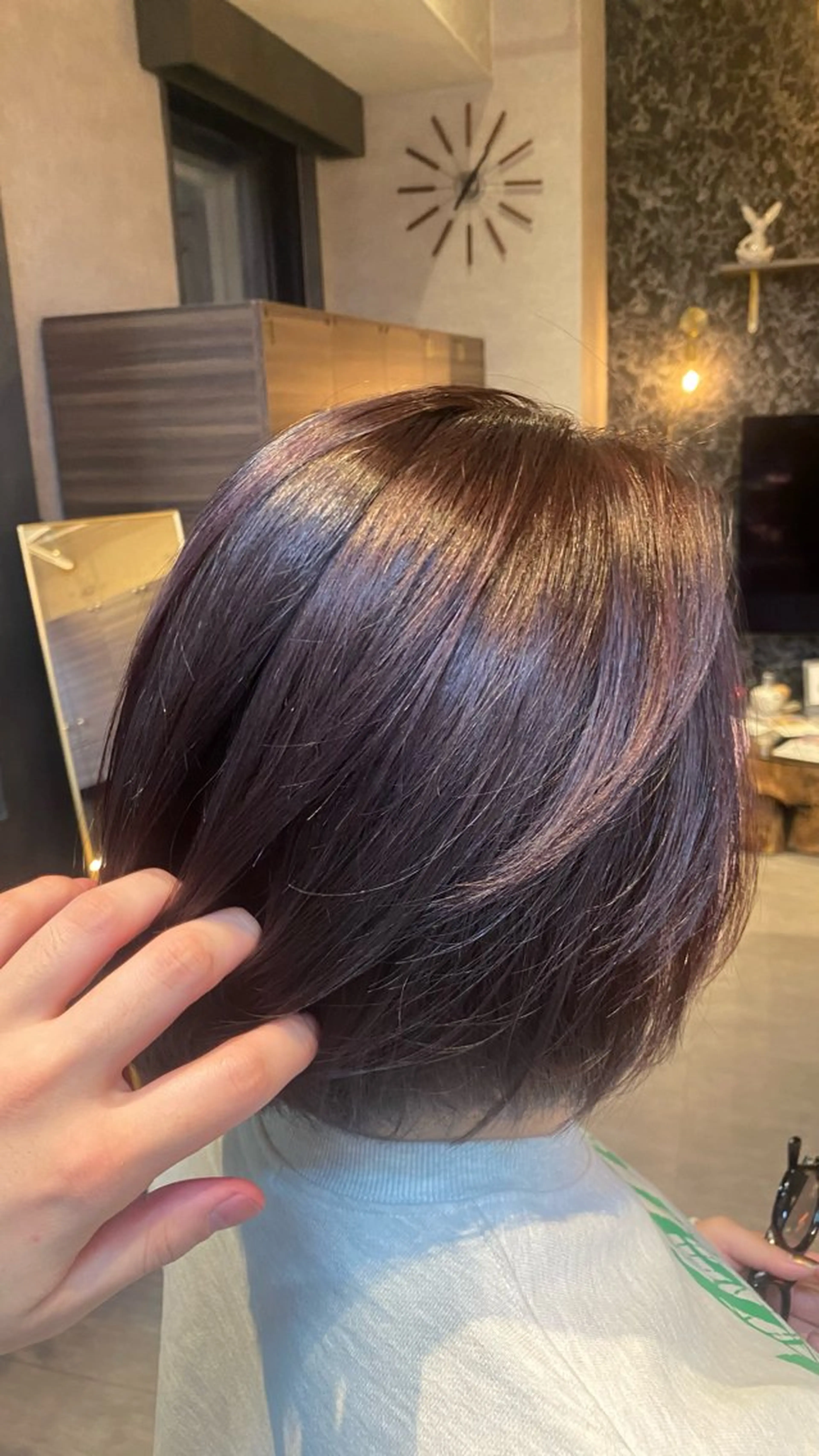 ミディアム カラー ブリーチ ブリーチなしカラー ヘアカラー 飯田 雷晟のヘアスタイル