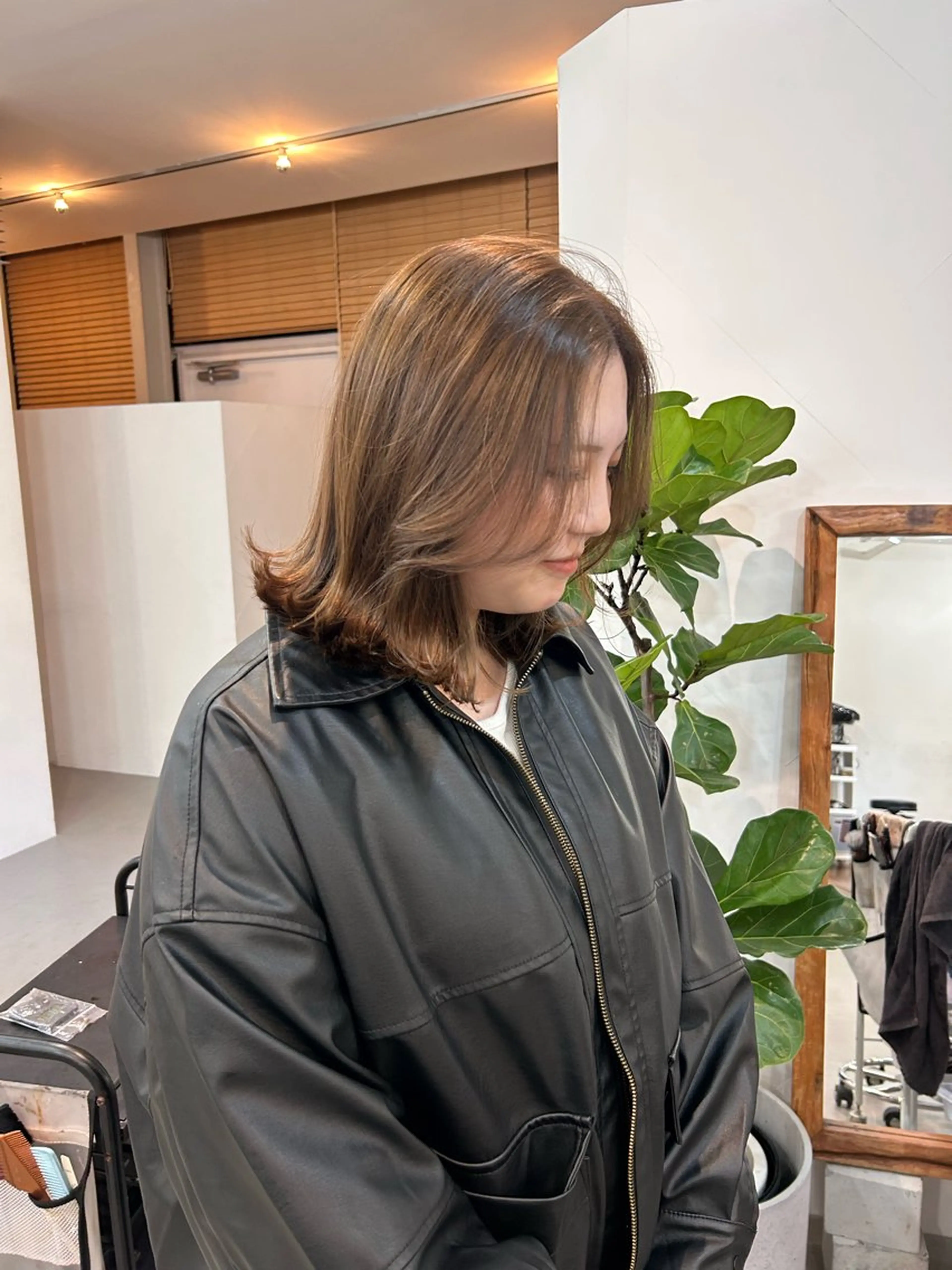 カラー VISION   aoyama所属・かがやしづ ⭐️ハイトーンのヘアスタイル