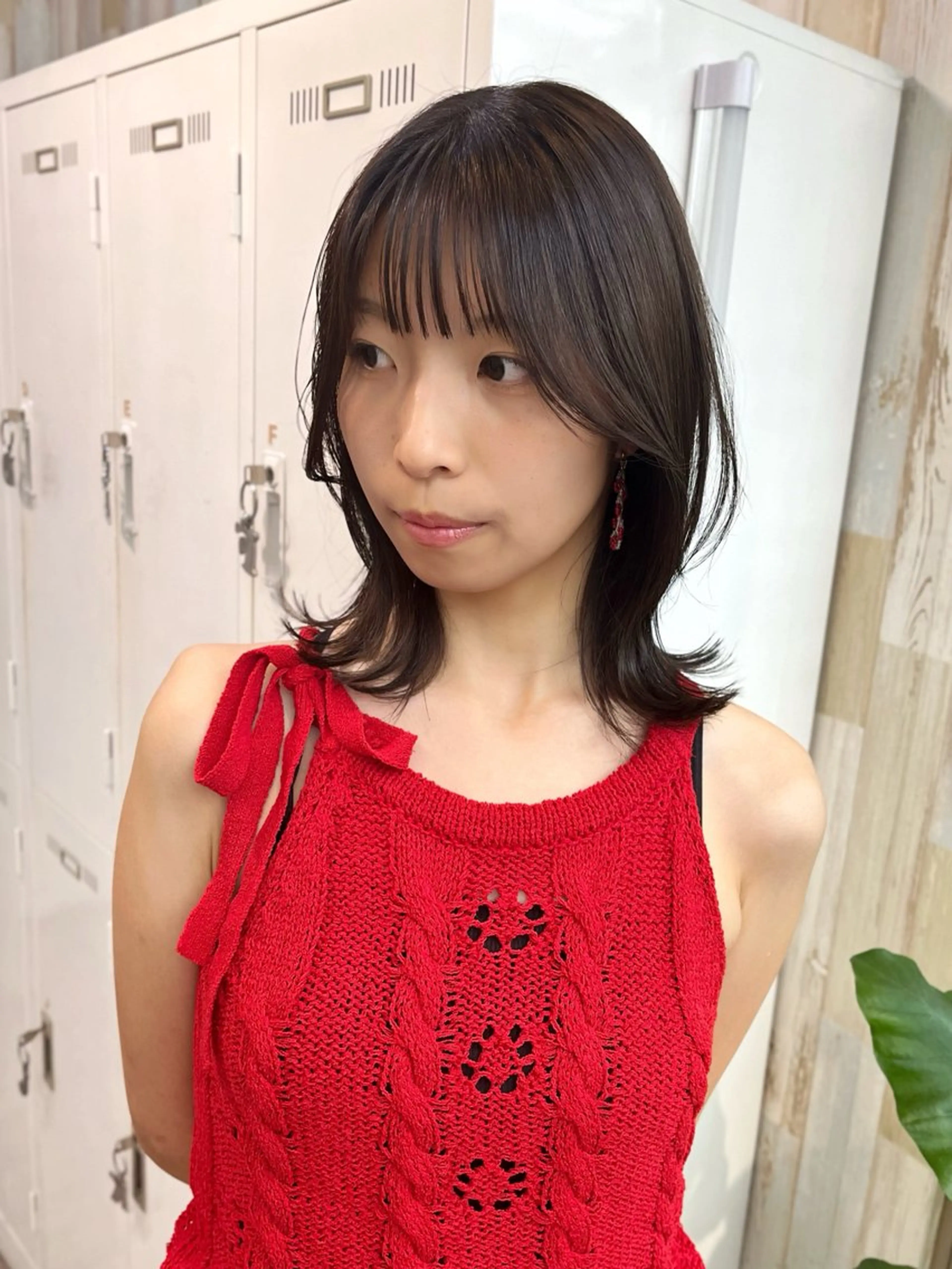 ミディアム カラー パーマ ヘアアレンジ 透明感カラー レイヤーカット 外ハネヘア カット ヘアカラー トリートメント ヘッドスパ ヘアセット 二ヶ月綺麗が続く デザイン/星野六三四のヘアスタイル