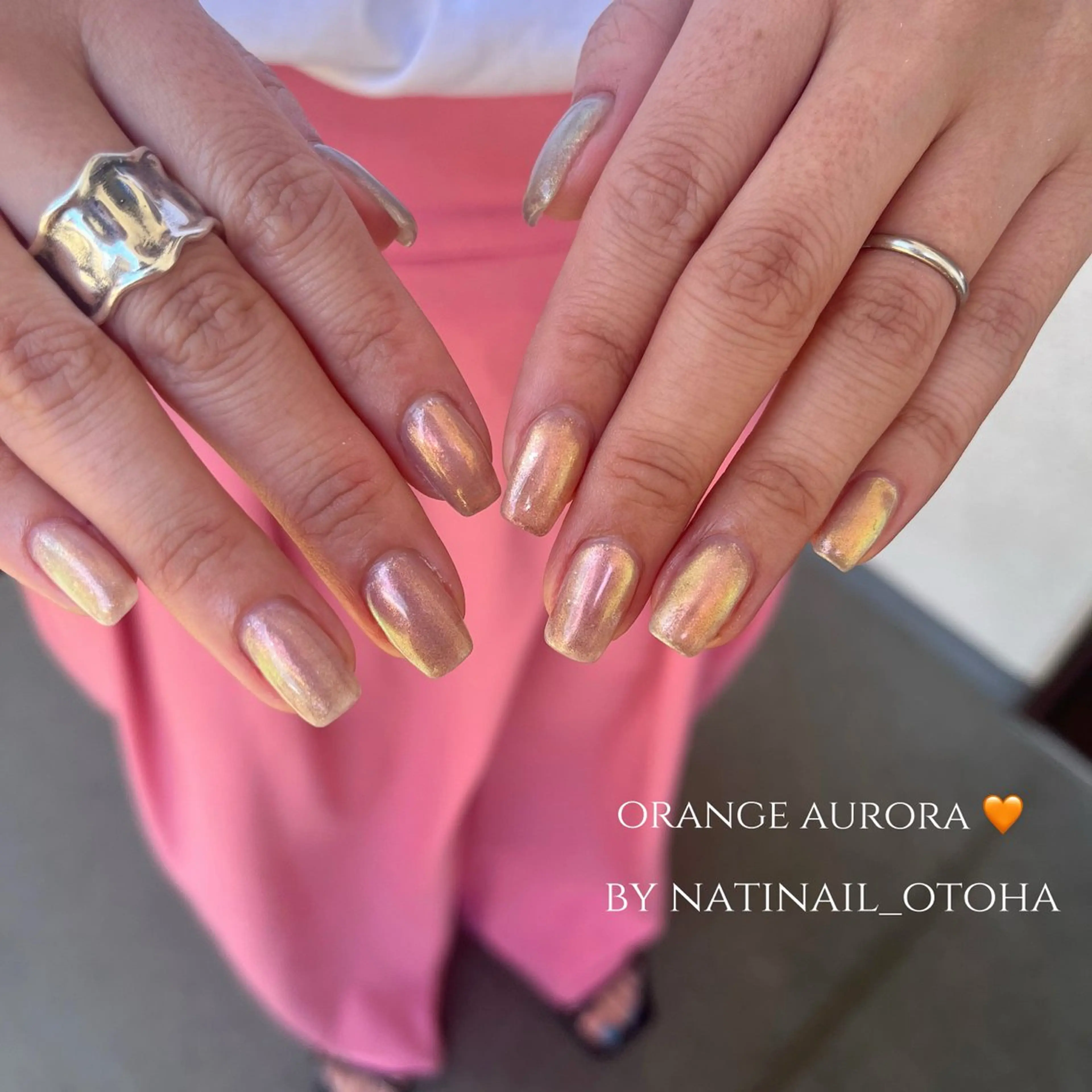 ネイル オーロラネイル ハンドネイル natinail_otoha所属・toa. nailのネイルデザイン