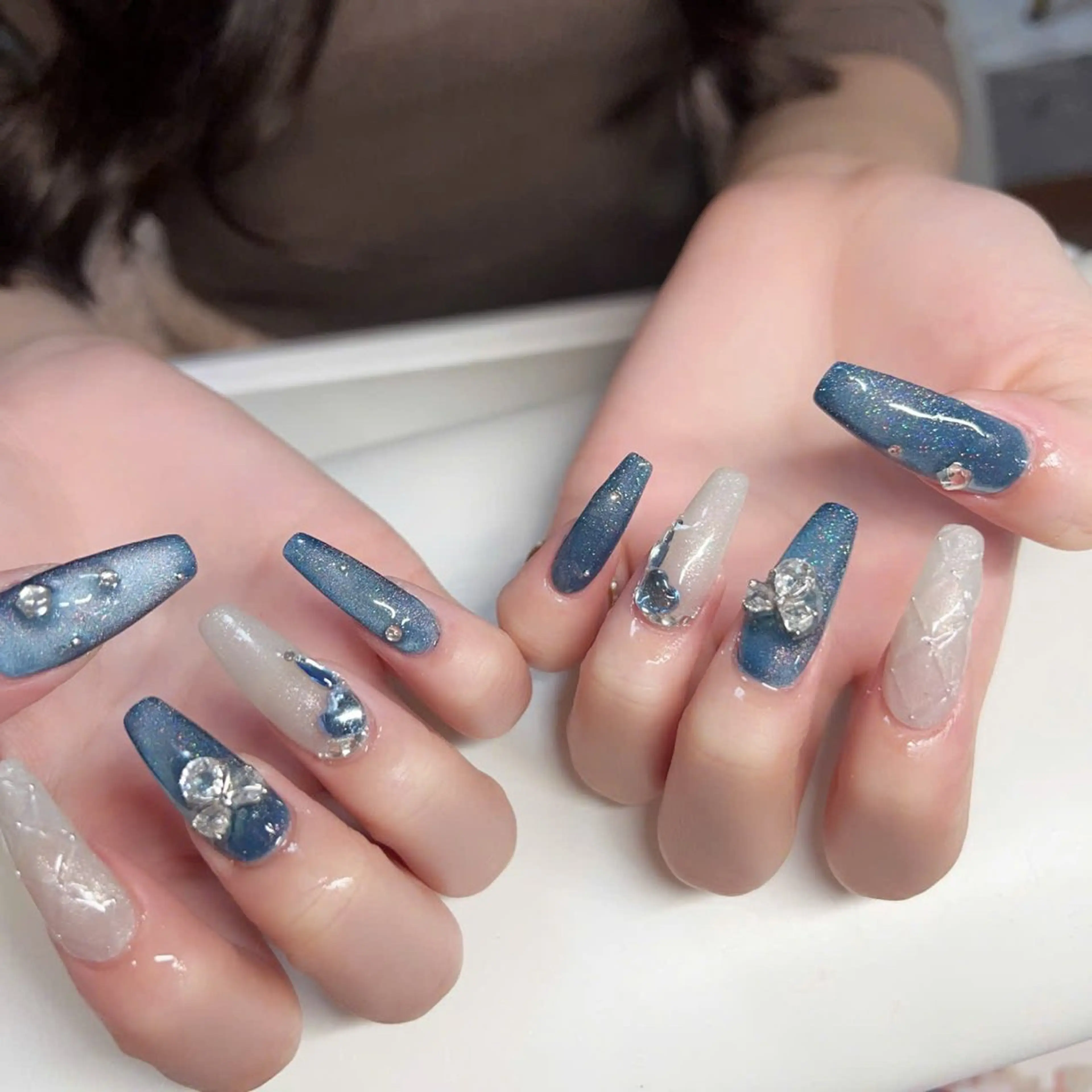 ネイル ブラウン チークネイル 桜ネイル 長さ出し フットネイル ハンドネイル XIINH NAIL SALONのネイルデザイン